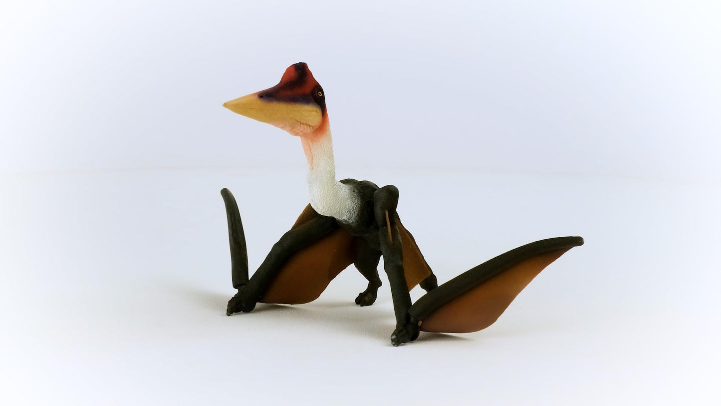 Schleich Dinosaurs - Realistic Quetzalcoatlus Dinosaur Toy Figurines for Boys and Girls Ages 4+ with Movable, Flappable Wings
