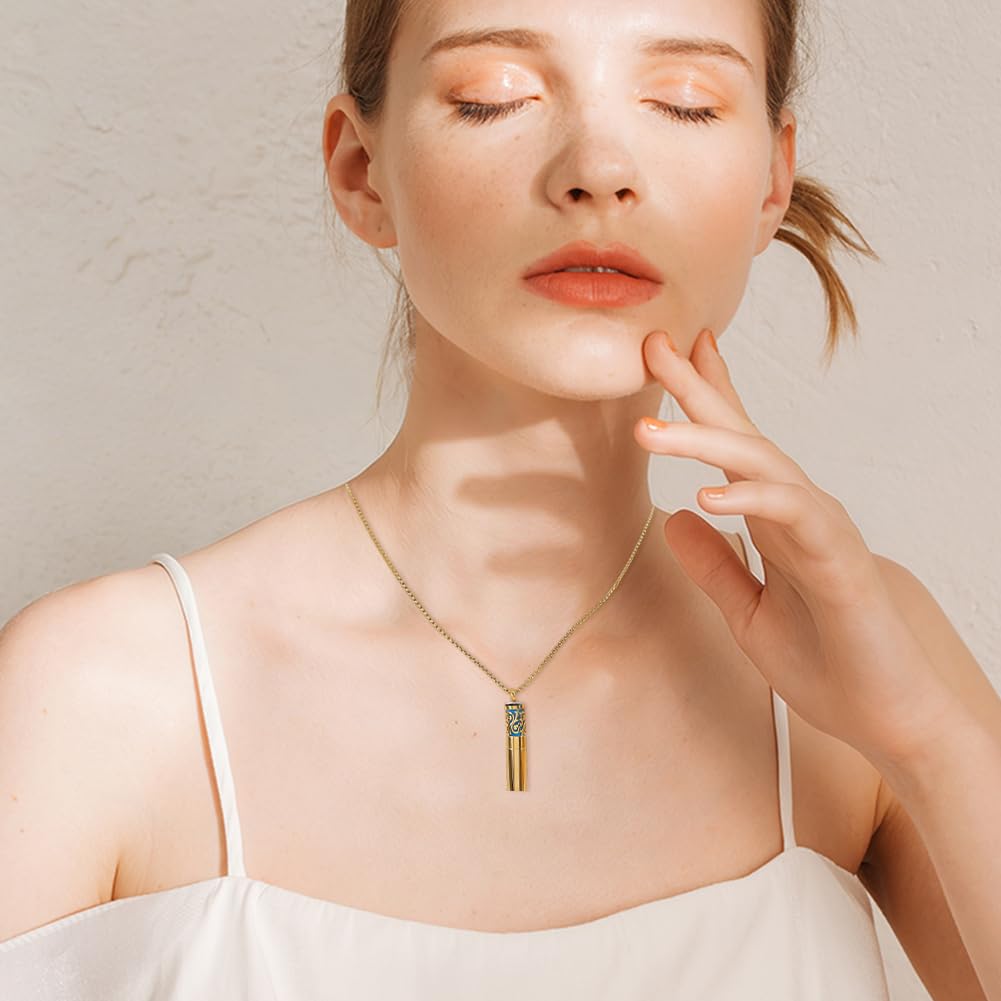 SUPERFINDINGS 2Pcs Essential Oil Necklaces Aromatherapy Necklaces Diffuser Perfume Pendant Necklaces with 20 Felt Pads Diffuser Locket Necklace Essential Oil Jewelry Gift for Men Women Birthday