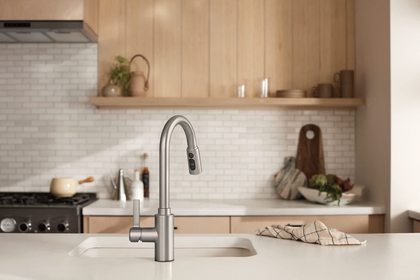 Moen Genta LX One-Handle Modern Kitchen Faucet with Pull Down Sprayer, Reflex Docking Head, and Power Boost for a Faster Clean, Spot Resist Finish, 7882SRS