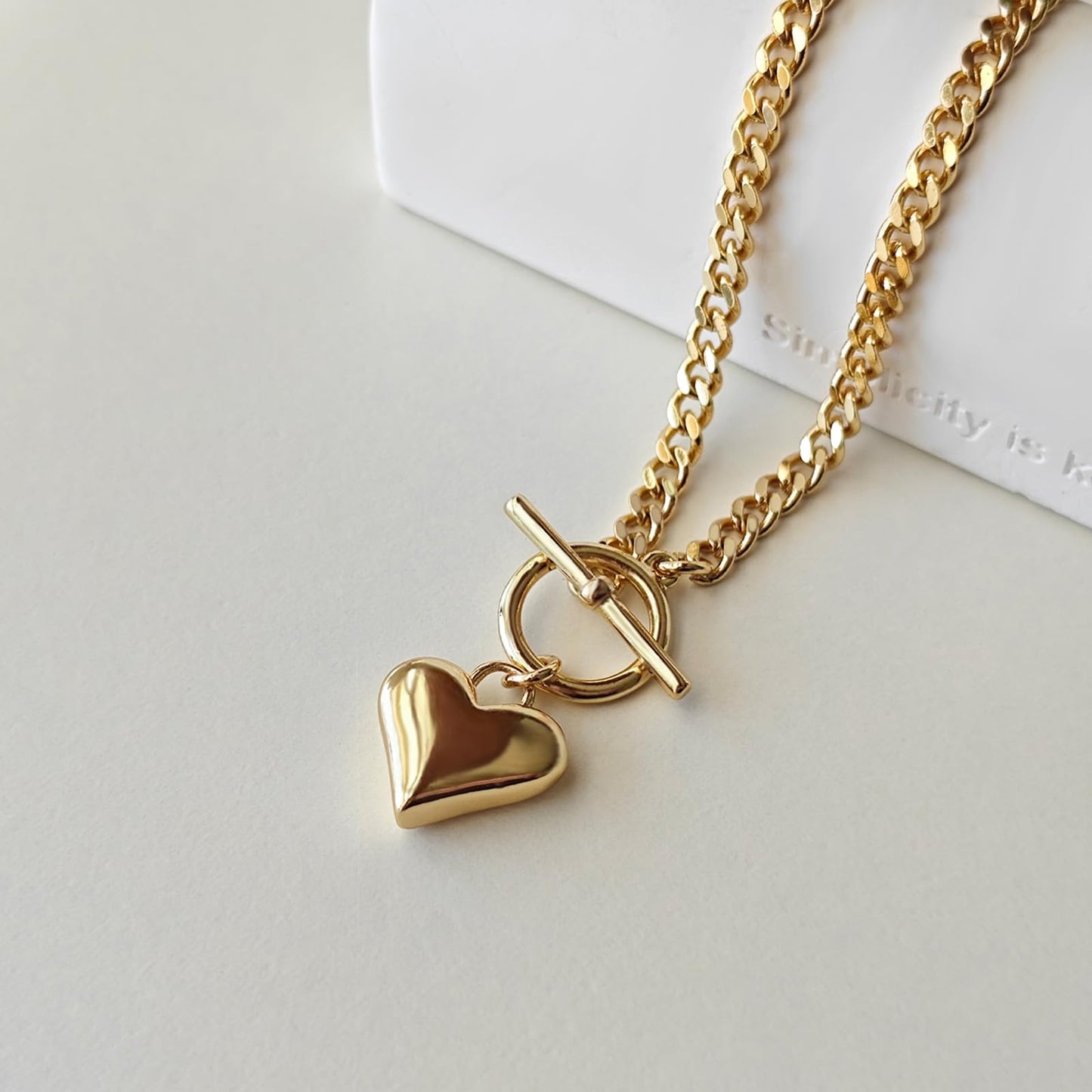 Zeffy Gold Chunky Puffy Heart Necklace Big Heart Chain Link Necklace Toggle Clasp Heart Charm Necklaces Birthday for Women Jewelry