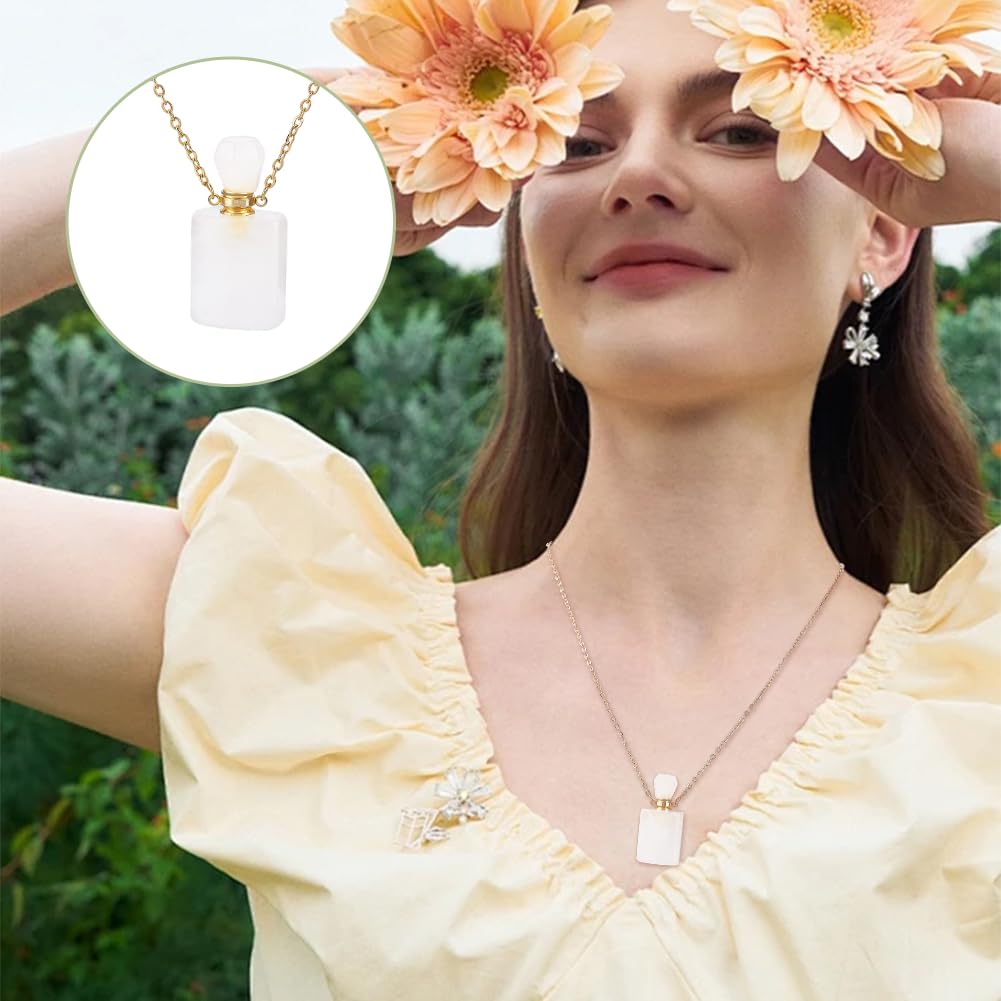 PH PandaHall Stone Essential Oil Necklace, Natural Quartz Crystal Perfume Bottle Necklace Rectangle Clear Crystal Vial Necklaces with Golden Chain for Women Jewelry, 1 Piece