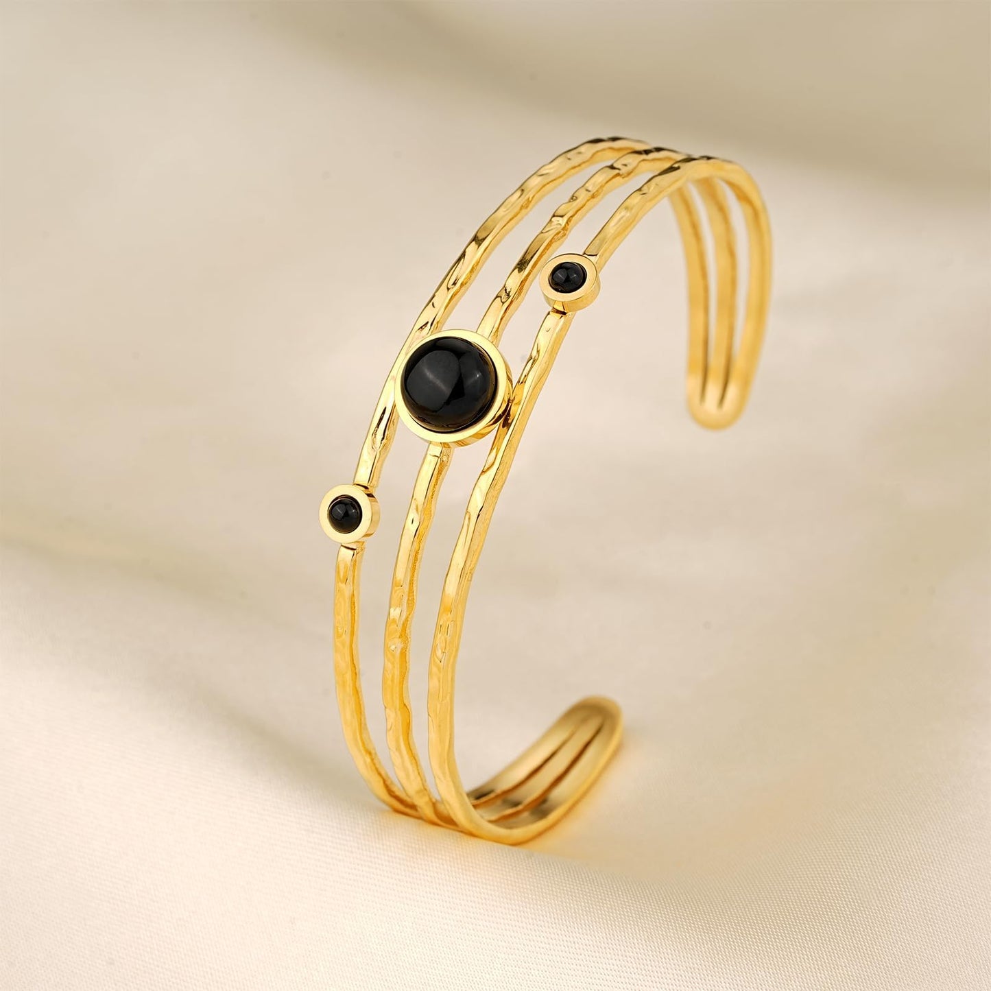 TaYolnFaSo Black Agate Bracelets for Women 18k Gold Plated Adjustable Open Wide Cuff Bracelet Wrap Bangle Agate Jewelry Valentine's Day Gifts for Wife Girlfriend Mother