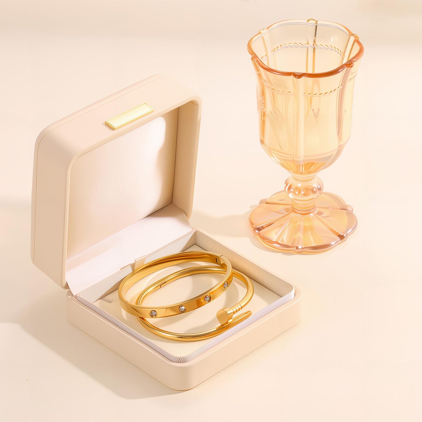 Acnode Gold Bangle Bracelets for Women -2PCS Friendship & Love Bangle Bracelet Clover Nail Bracelet Stack Set Trendy Non-Tarnish Stainless Steel Jewelry Gifts for Mom Wife Her