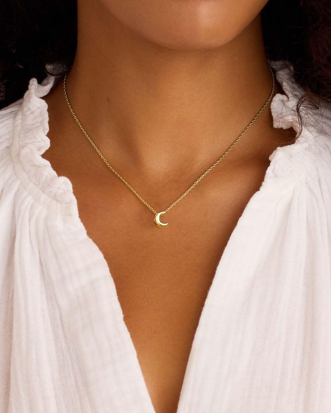 CUEZIY 14K Gold Plated Bubble Letter Necklace Initial Necklaces for Women Dainty Personalized Charm Pendant Name Necklace Cute Non Tarnish Fashion Accessories Teen Gift Trendy Stuff Jewelry Gifts