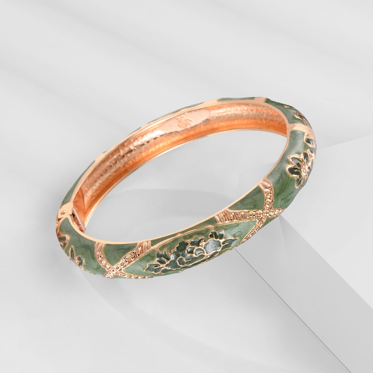 wynameleri Vintage Cloisonne Jewelry Gorgeous Rhinestone Handcrafted Bracelets Enamel Flower Bird Hinged Cuff Bangles Gifts 88A31-55A128 Green