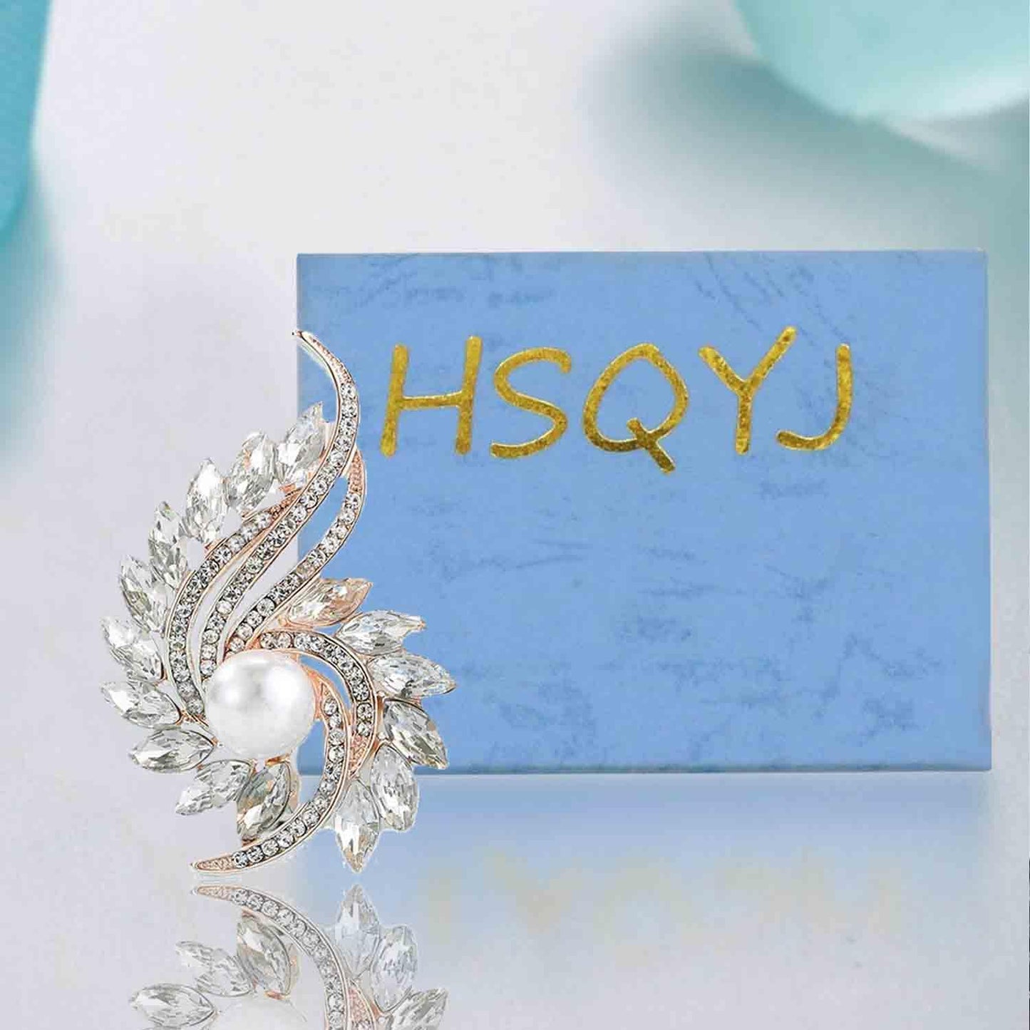 Flower Crystal Brooches Pins Fashion Beautiful Created Rhinestone Floral Brooch Good Idea for Party Dance Wedding Banquet for Elegant Women Girl (Pearl Flower)