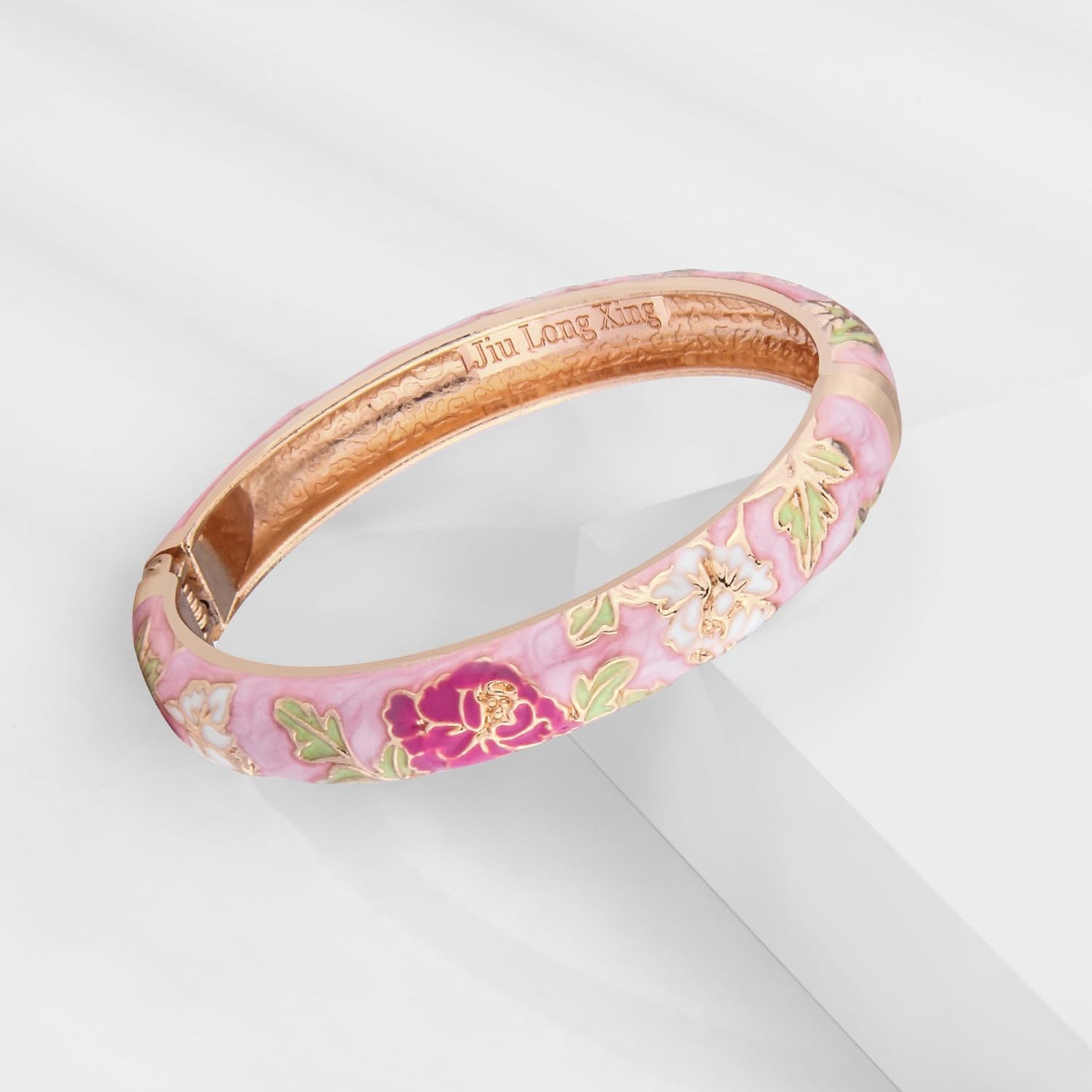 UJOY Designer Womens Couple Bangles Golden Flower Enamel Bracelets Jewelry Box for Women Gift 55A35-55A113 Green Pink