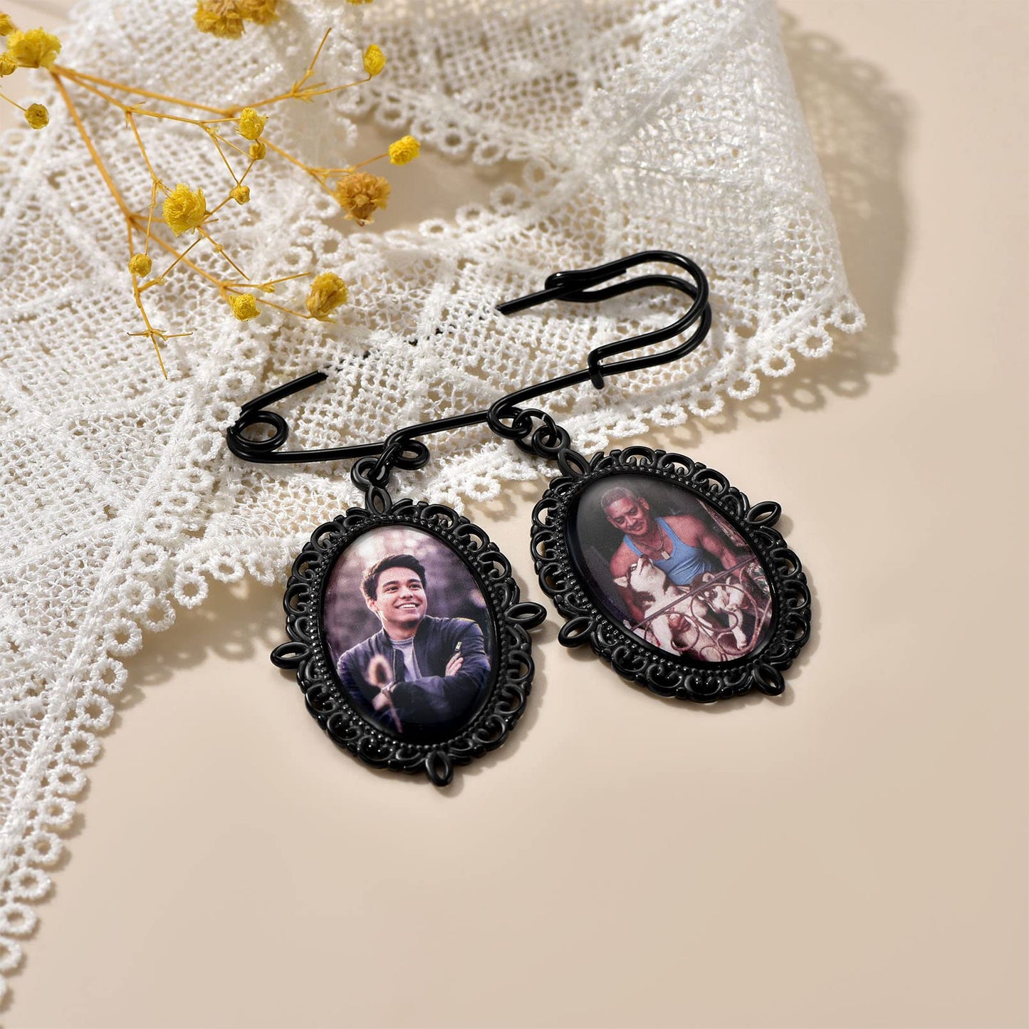 Custom4U Photo Charm for Bouquet Oval Shaped Brooch Pins with 3 Pictures Customized Memorial Wedding Jewelry