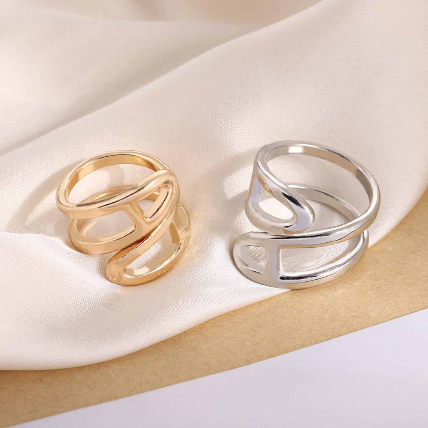 2 Pcs Scarf Rings for Women, Modern Metal Scarf Buckle, ,Gold/Silver