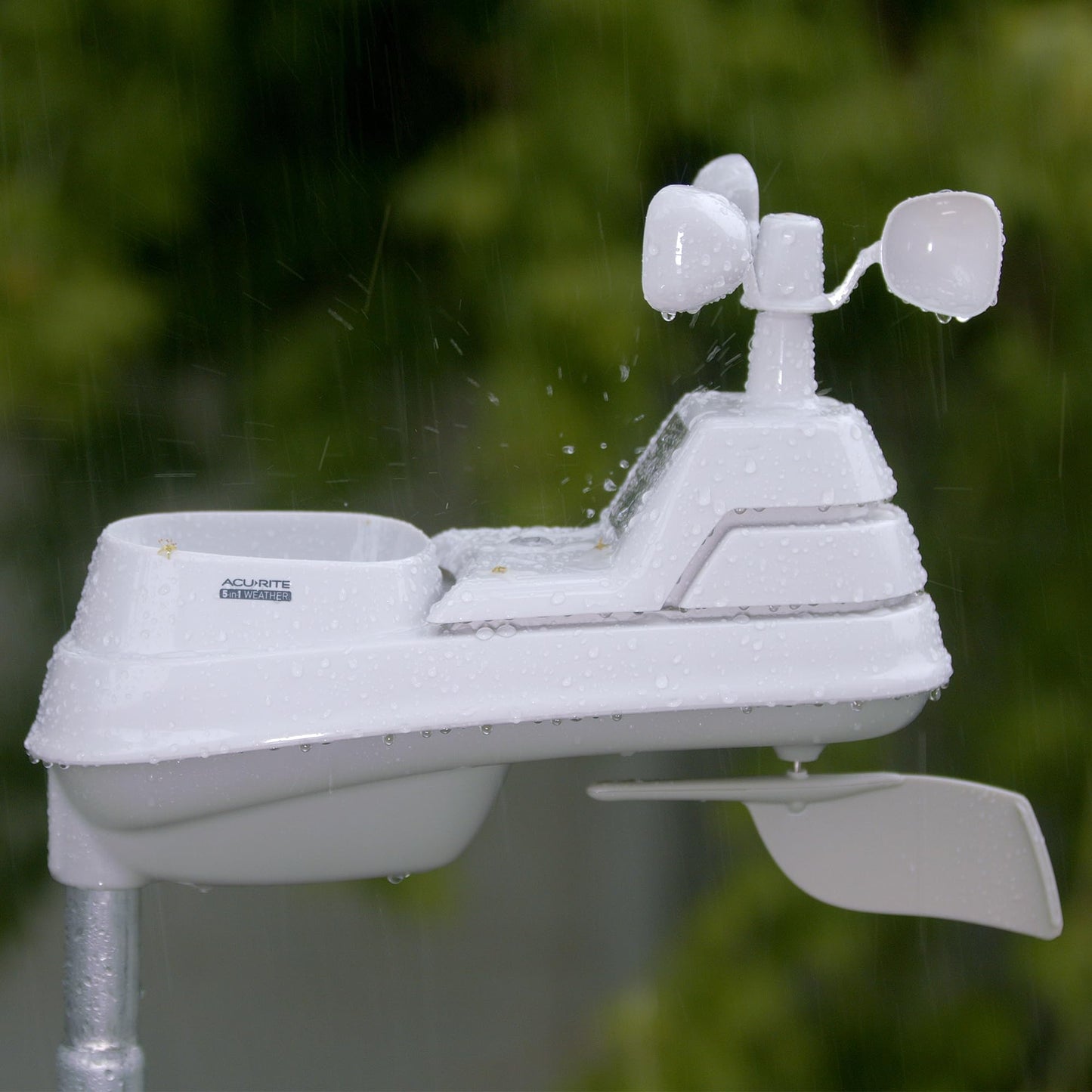 AcuRite Iris (5-in-1) Wireless Indoor/Outdoor Weather Station with Color Display for Hyperlocal Weather Conditions (01536MCBA1)