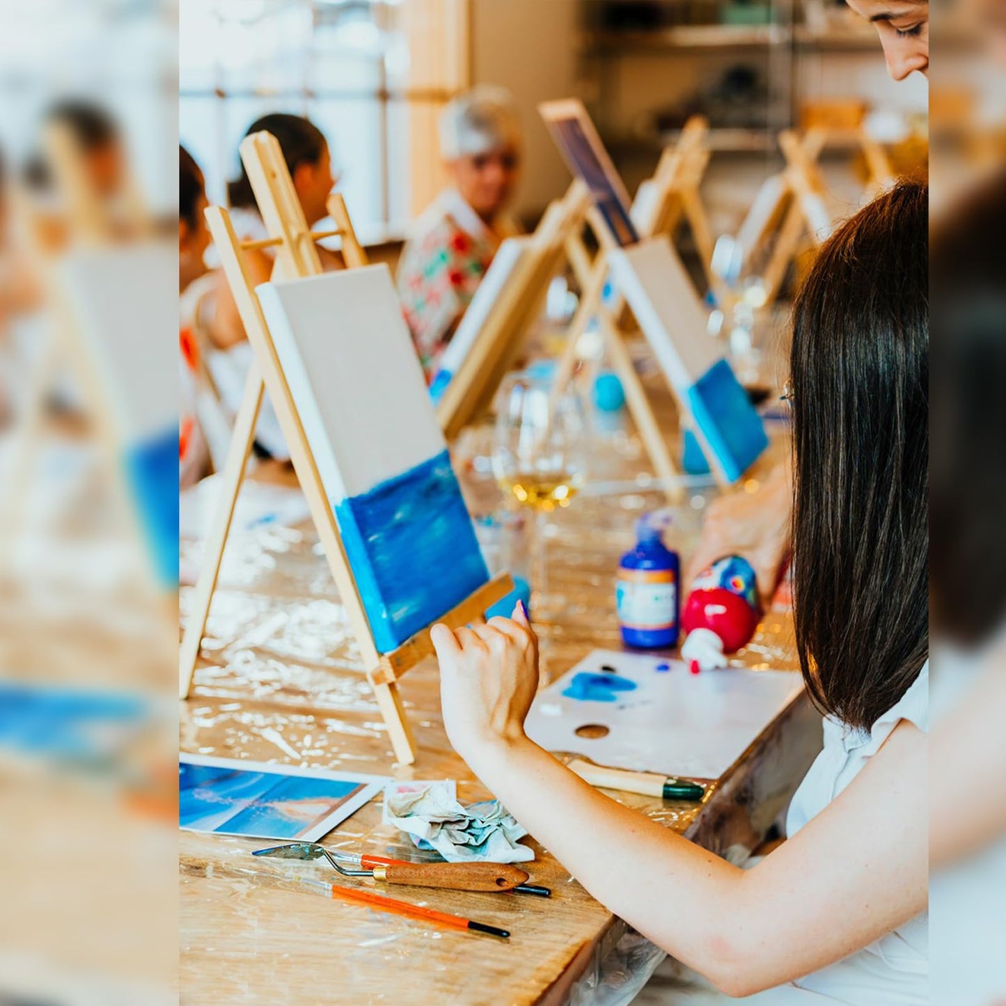 AROIC Wood Easels, Easel Stand for Painting Canvases, Art, and Crafts. (11.8 inch, 20 Pack), Tripod, Painting Party Easel, Kids Student Table School Desktop, Portable Canvas Photo Picture Sign Holder.
