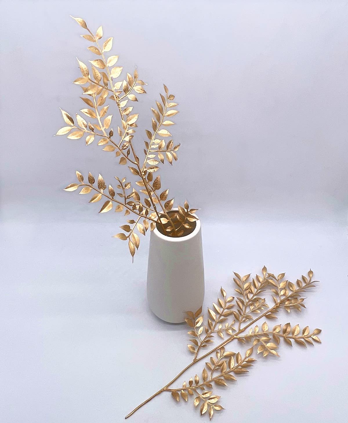 PASYOU Fake Leaves Plants for Christmas Decor, Gold Artificial Shrubs Grass Foliage Plastic Bulk Leaf Indoor Outdoor Home Garden Party Hotel Verandah Wedding Event Faux DIY Decoration - Golden 5 Pack