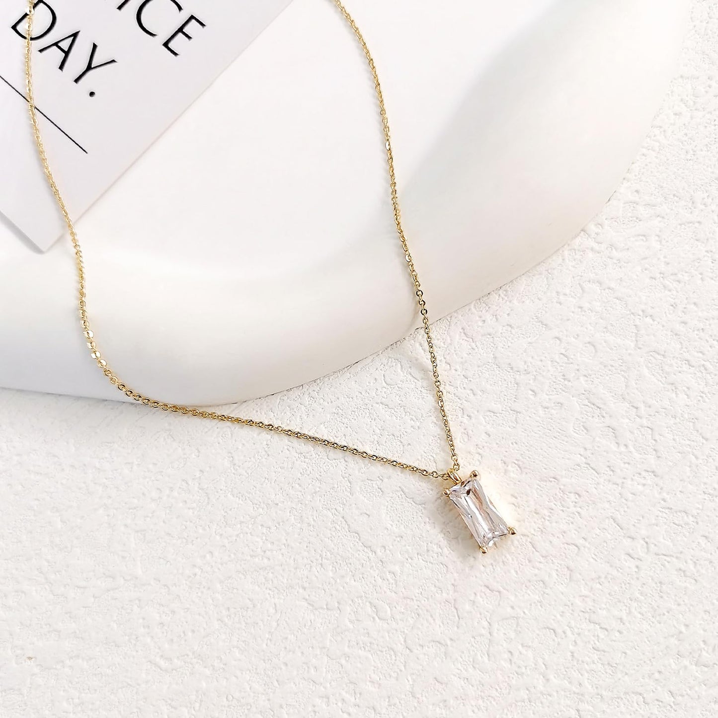 Zeffy Diamond Necklaces for Women Simple Gold CZ Diamond Birthstone Choker Necklaces for Women Trendy Gold Jewelry Gifts