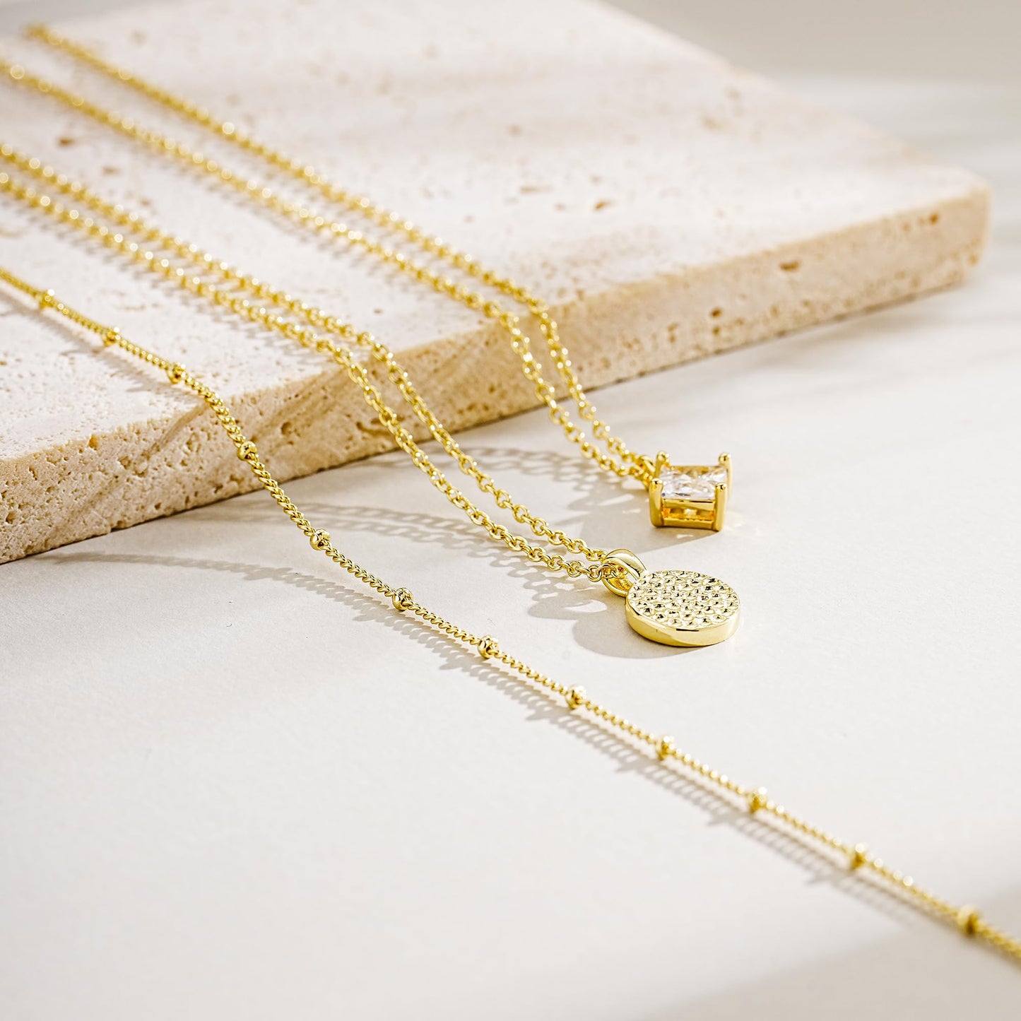 YOIHUR Layered Gold Necklaces for Women, 14K Gold Plated Dainty Stackable Stack Choker Necklaces Trendy Layering Pendant Chain Necklace Set Gold Jewelry for Women Gifts