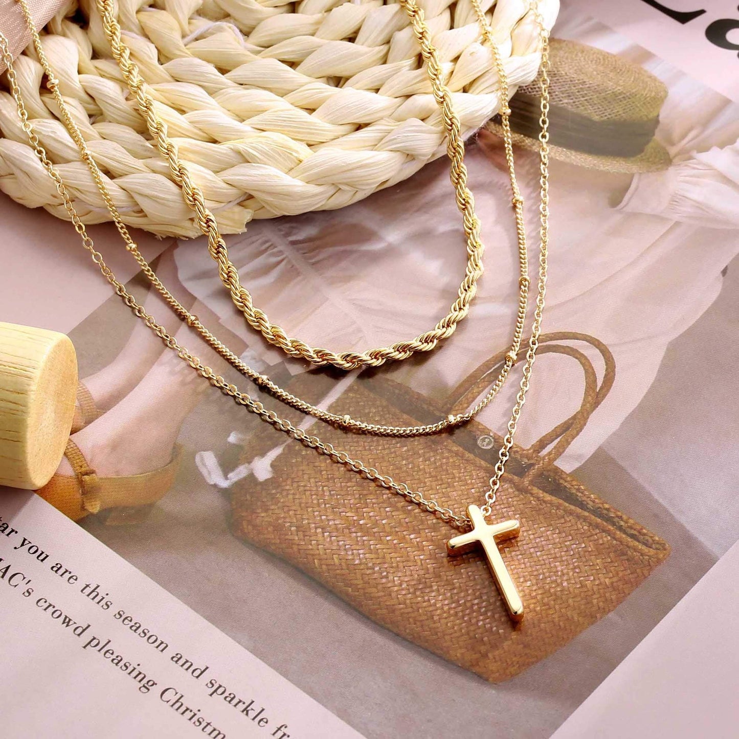 Turandoss Layered Cross Necklace for Women, Layered Cross Layering Cross Chain Necklaces for Women
