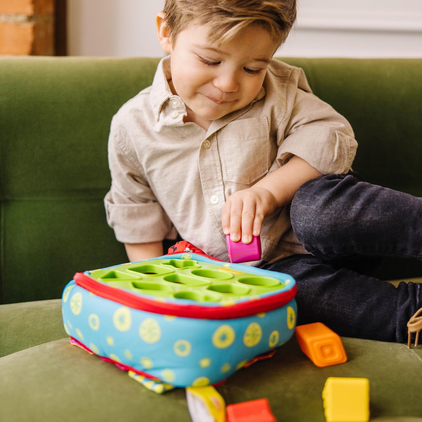 Melissa & Doug K’s Kids Take-Along Shape Sorter, 9 Textured Building Blocks & Soft Sensory Activity Bag, Montessori-Inspired Baby Toys for Toddlers, Preschool Learning Toys for Babies 9 Mo. & Up