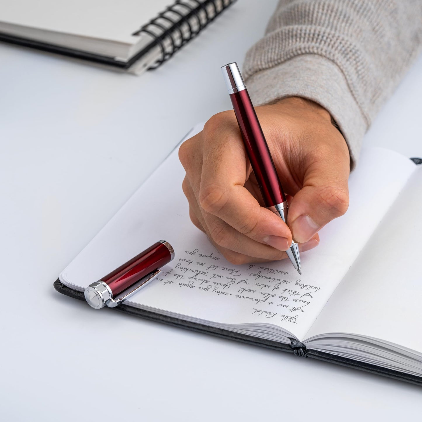 Ellington Pens Luxury Ballpoint Pen β Premium Quality, Smooth Writing Experience, Elegant Design, Includes 2 Ink Refills β Ideal for Professionals and Gift Giving (Red Silver)