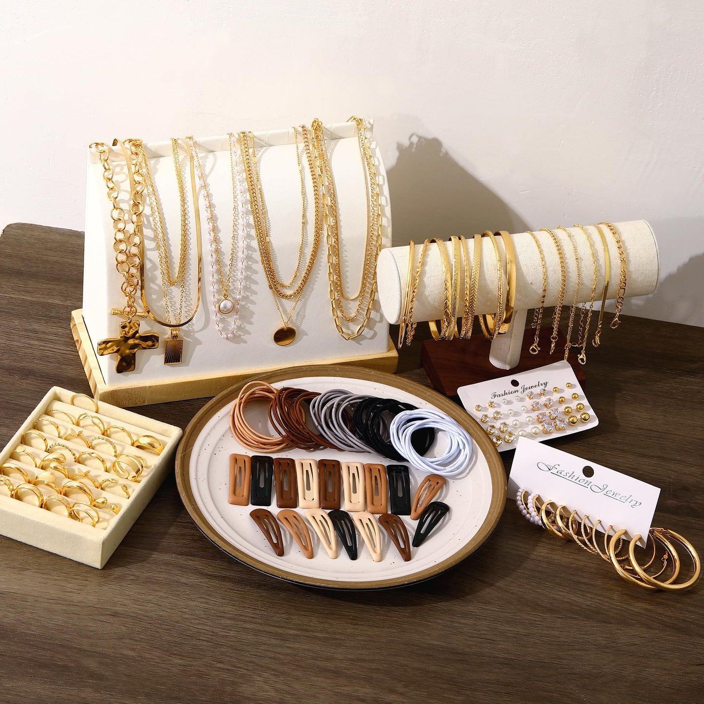 FAXHION 68 Pcs Gold Jewelry Set for Women with 7 Necklace, 17 Bracelet, 5 Hoop Earrings, 15 Stud Earrings, 24 Knuckle Rings for Women Jewelry Set for Women