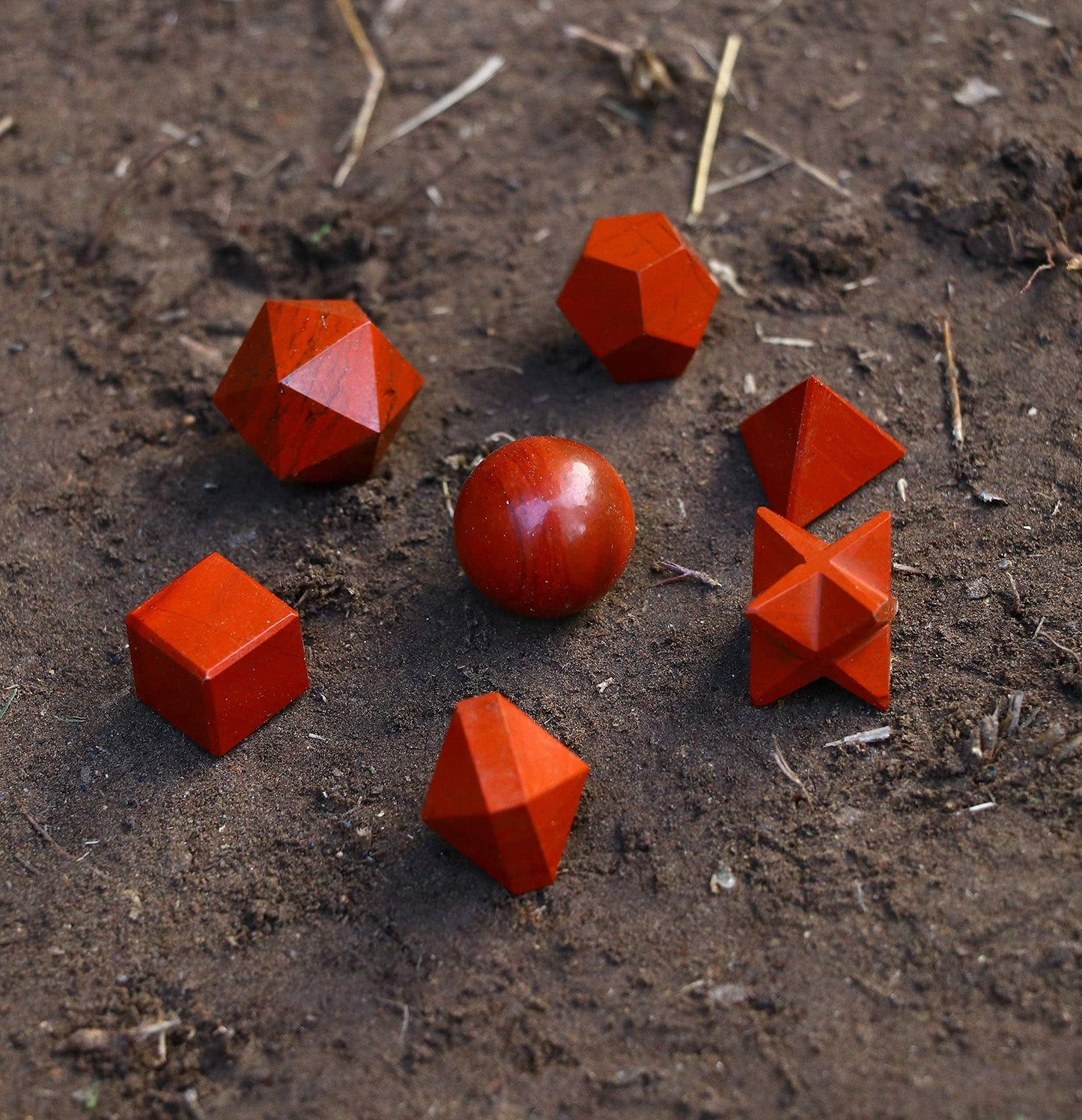 Crocon Red Jasper 7Pcs Platonic Solids Crystal Geometry Set, Platonic Solids Sacred Geometric Stones for Meditation Reiki Balancing Healing Chakra Stone Cleansing Spiritual Good Luck (15-20 mm)