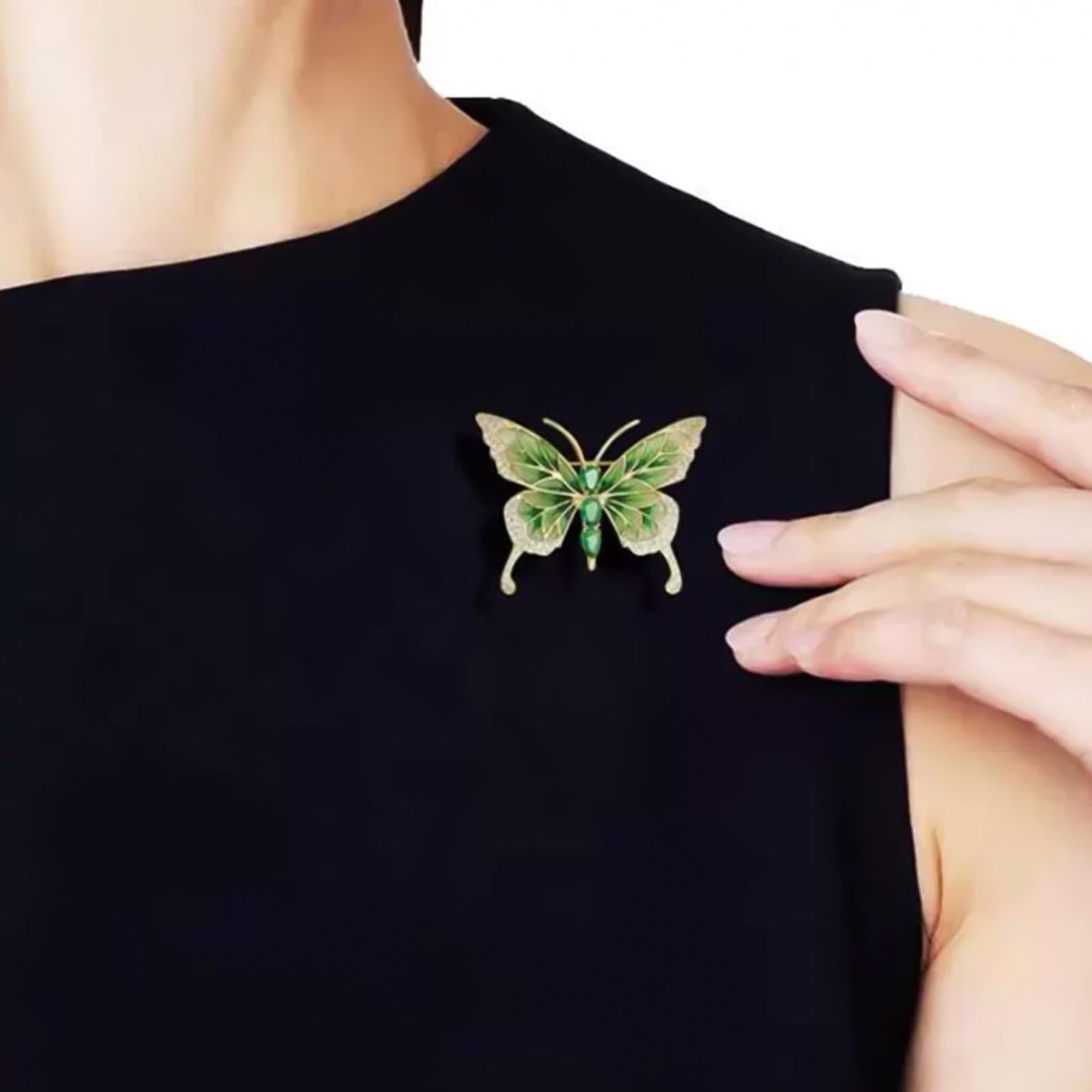 HETICA Women Animal Floral Brooch Pin Accessory Perfect as a Gift for Anniversary Celebrations, Parties, Or Everyday Wear (Butterfly-Green)