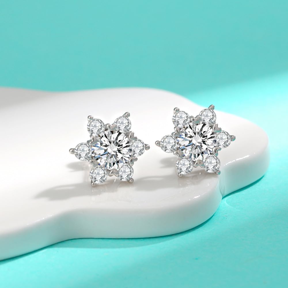 14K Gold 0.5/1ct D-Color VVS1 Diamond Celestial Star Stud Earrings for Women Push Back, Ideal Graduation Gift for Young Ladies (0.5CT)