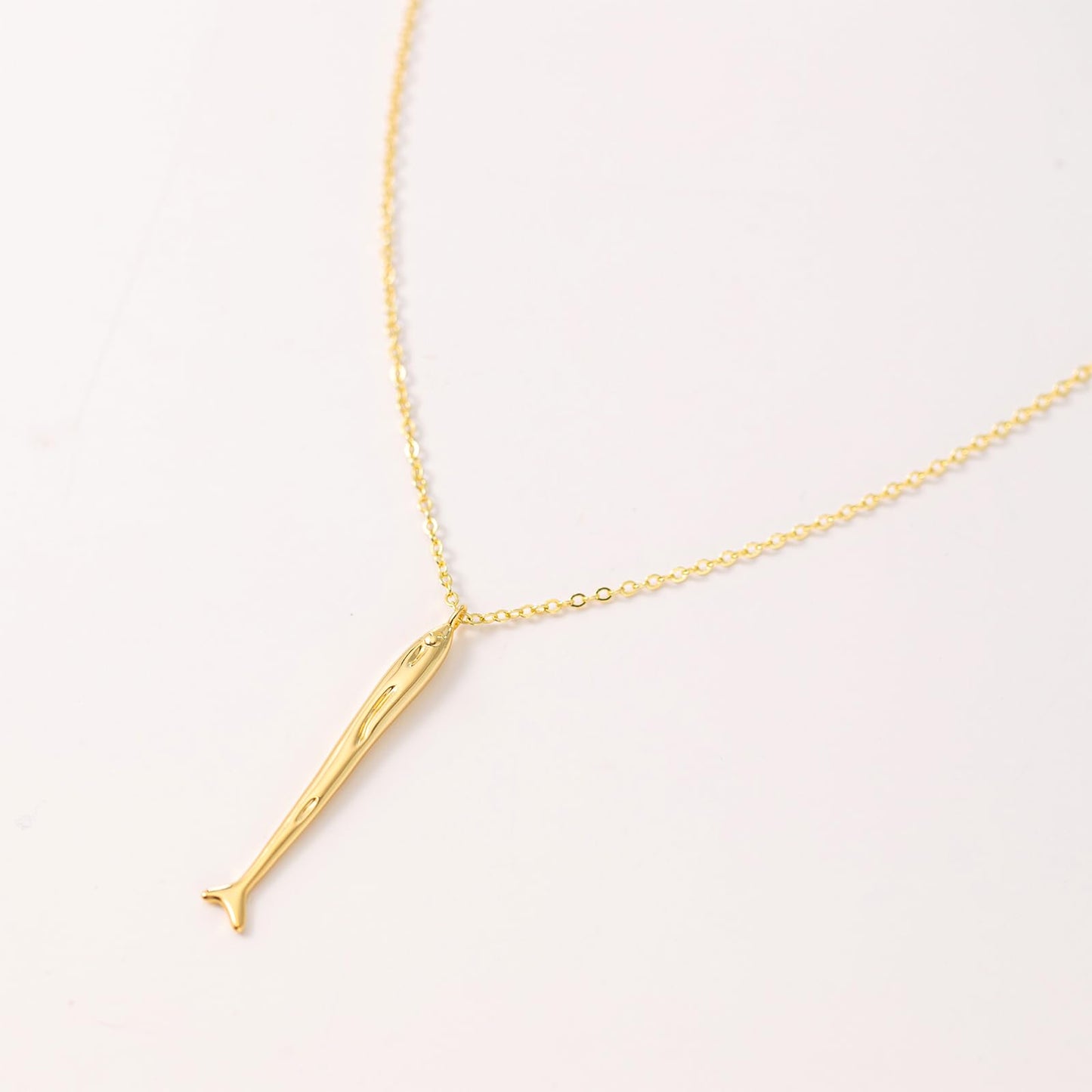 GUOKE Gold Long Fish Necklace for Women – 14K Gold Plated Fish Pendant, Dainty Long Pendant Necklace, Minimalist Jewelry for Her