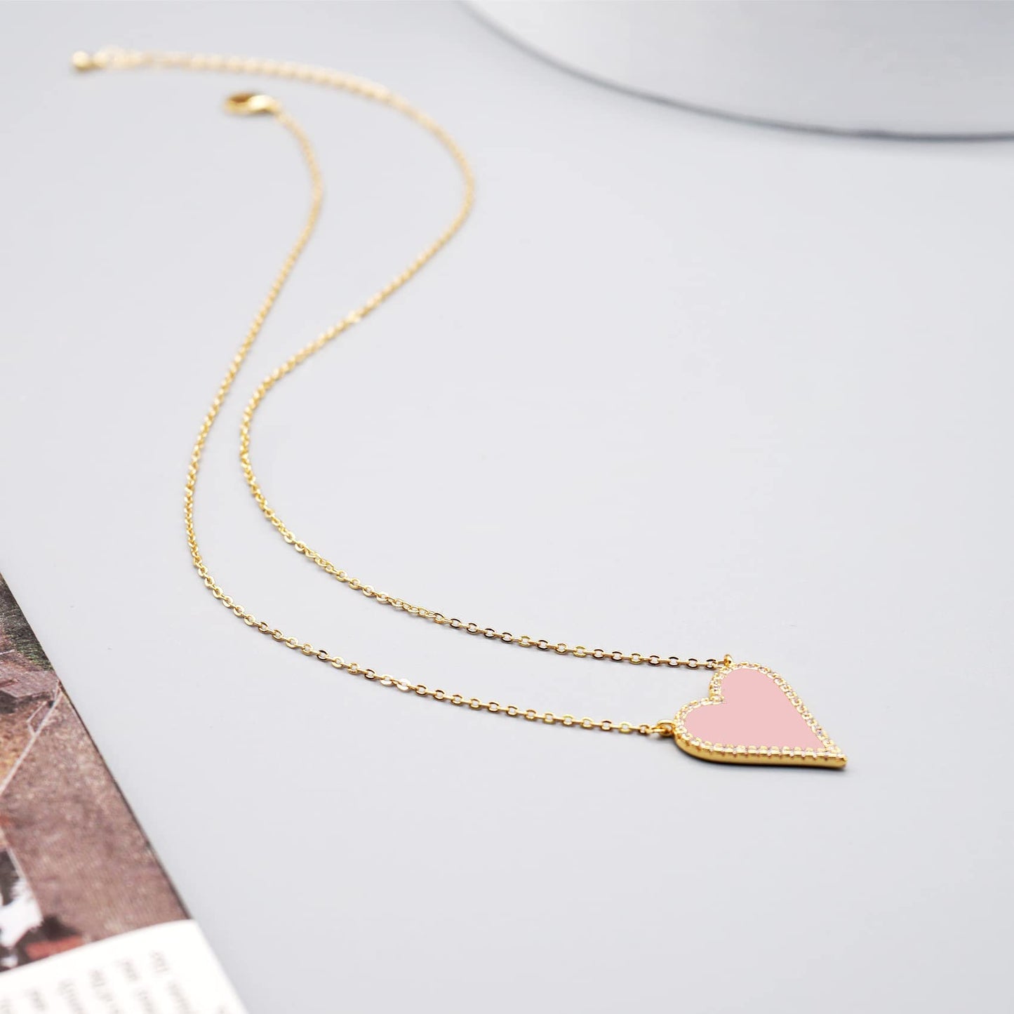JINGDR Pink Heart Necklace for Women Trendy Preppy Jewelry Gold Plated Love Hearts Pendant Paperclip Chain Necklace Cute Heart Necklaces for Women Dainty Jewelry (Pink)