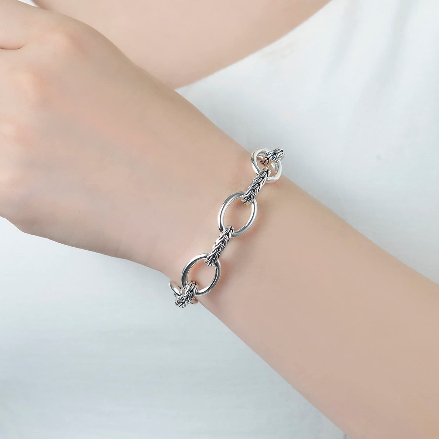 UNY JEWEL Jewelry Make a Statement With Foxtail Link Chain Bracelet Designer Brand Inspired Women Valentine Christmas Gifts (Silver Tone)