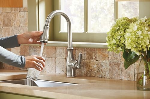 Moen Brantford Spot Resist Stainless Traditional One-Handle Kitchen Faucet with Pulldown Sprayer Featuring Power Boost and Reflex Docking System, 7185SRS