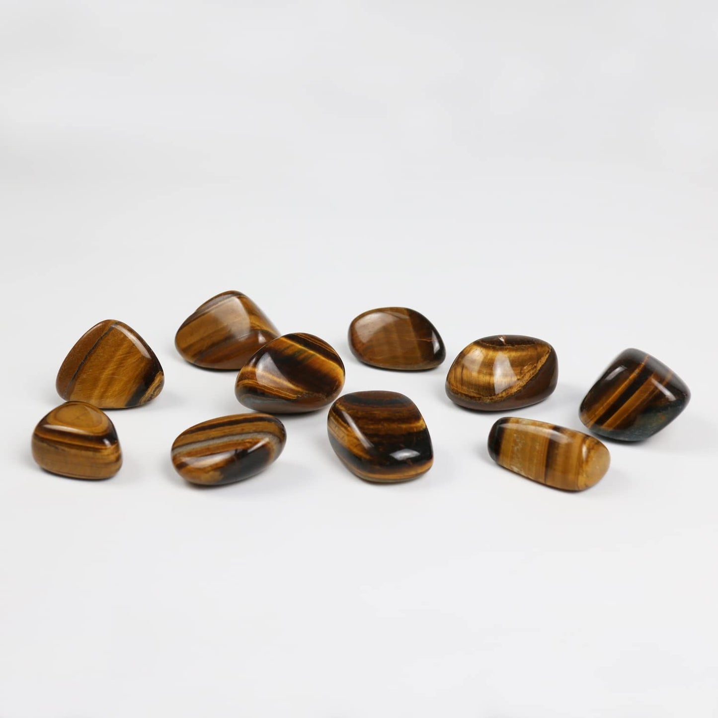 Nvzi Tumbled Polished Natural Tiger's Eye Stones, Crystals and Healing Stones Quartz Bulk for Wicca, Reiki, Healing Energy, Chakra Stones, Witchcraft Supplies(10Pcs)
