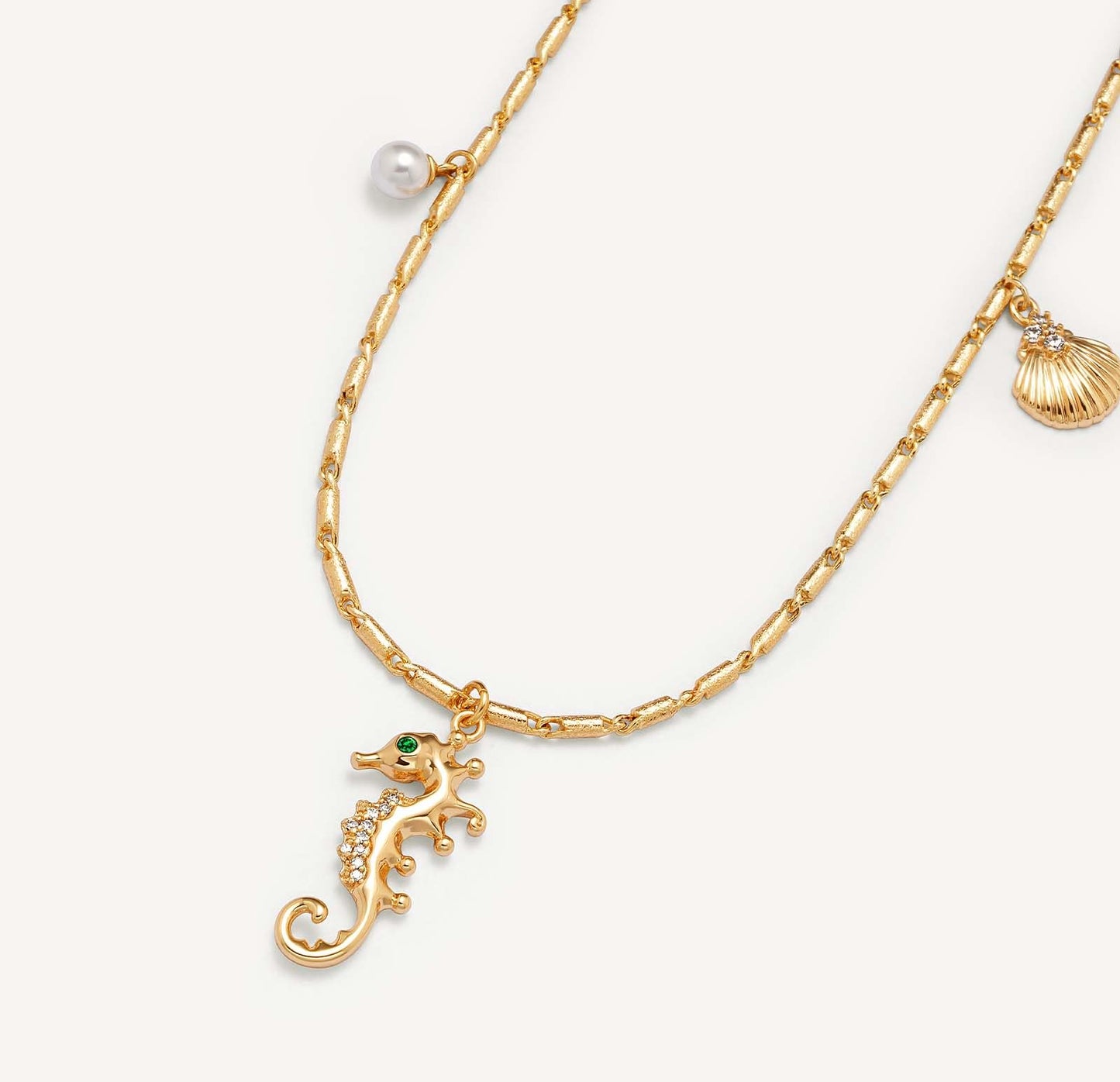 MEVECCO Dainty Gold Seahorse Pendent Necklace for Women 18K Gold Plated Cubic Zircon Cute Shell Pearl Hang Chain Necklace Boho Handmade Ocean jewelry
