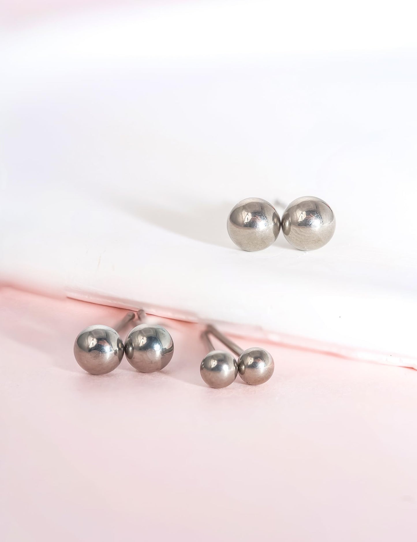 Limerencia G23 Pure Titanium Earrings F136 Implant Grade Titanium Studs 20G Hypoallergenic Round Cubic Zirconia/Princess-Cut/Square/Ball Earrings for Women Men Sensitive Ears(3mm Round Ball)