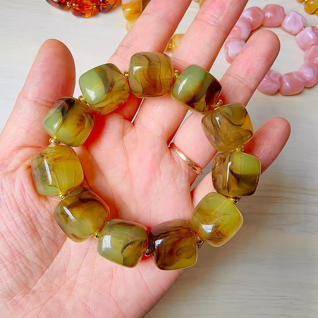 FALFYFM Chunky Square Beaded Stretch Bracelets for Women Boho Acrylic Beads Bracelet Adjustable Statement Beach Summer Jewelry (Green)