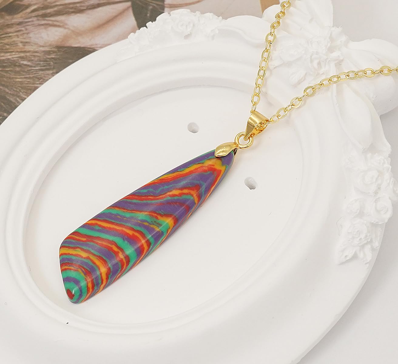 Wovanoo Nature Stone Necklaces for Women Boho Pendant Necklace 18K Gold Chain Necklaces Flower Gold