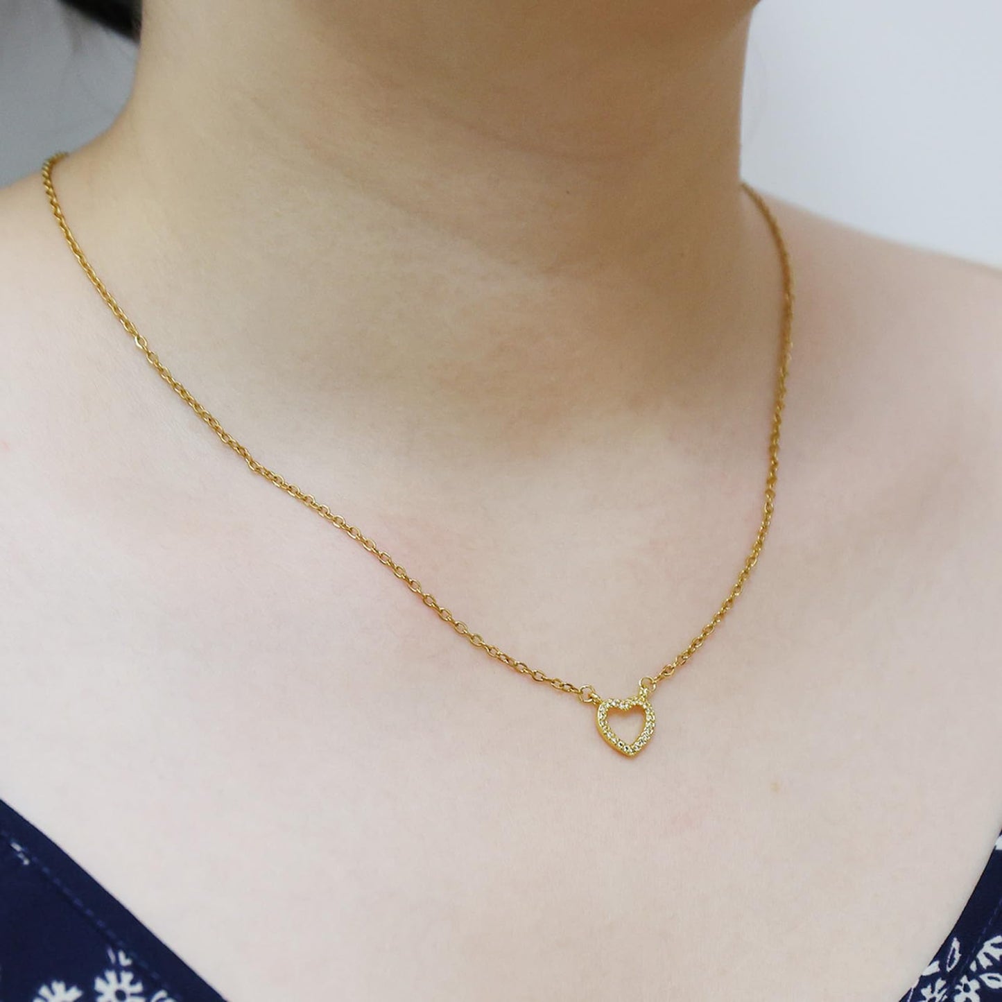 MAIKERDER 14K Gold Plated Cubic Zirconia Heart Necklace Cute Dainty Love Pendant Necklaces for Women Non Tarnish 17 Inches