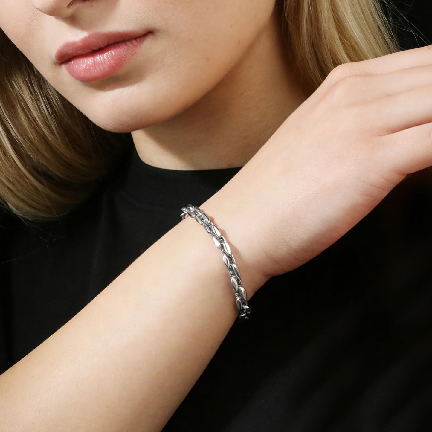 AIAINAGI Silver Link Chain Bracelets for Women Men 7mm Stainless Steel Paperclip Bracelets Rectangle Solid Chunky Chain 7/7.8/8.3Inches Unisex Wrist Jewelry Gift for Mother（8.3inch）
