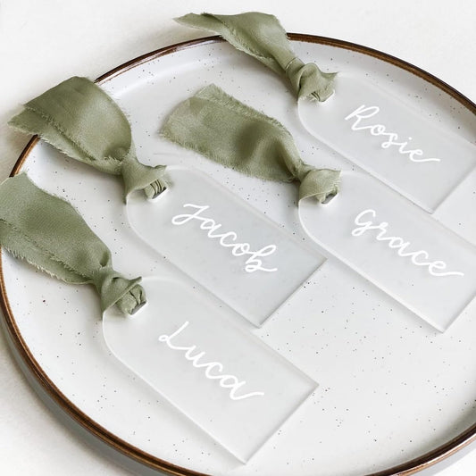 10 Pcs Green Acrylic Place Cards, 3.9x1.6 inches DIY Blank Hanging Tags, Perfect for Wedding Table Decor, Birthday, Centerpiece, Decoration, Party, Anniversary, Event