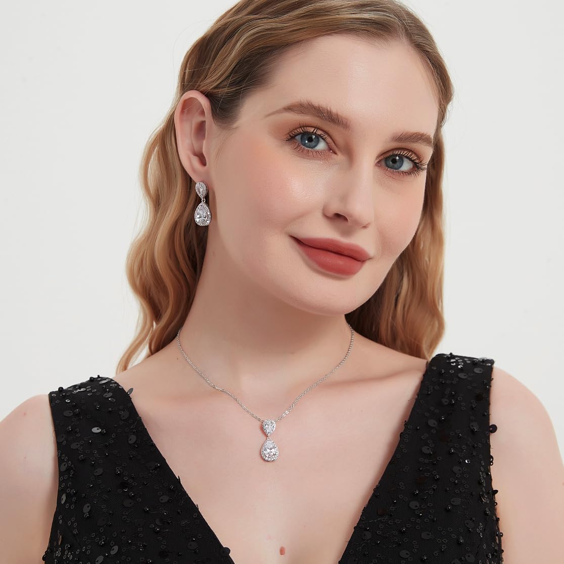 UDYLGOON Bridal Jewelry Set for Women, Cubic Zirconia Teardrop Bride Bridesmaid Necklace and Earrings Set for Wedding Prom Formal (White Gold Plated)