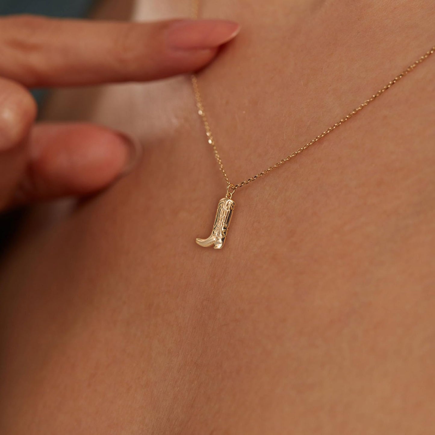 GUOKE Cowboy Boot Necklace - 14K Gold Plated Dainty Gold Necklace Simple Jewelry for Women