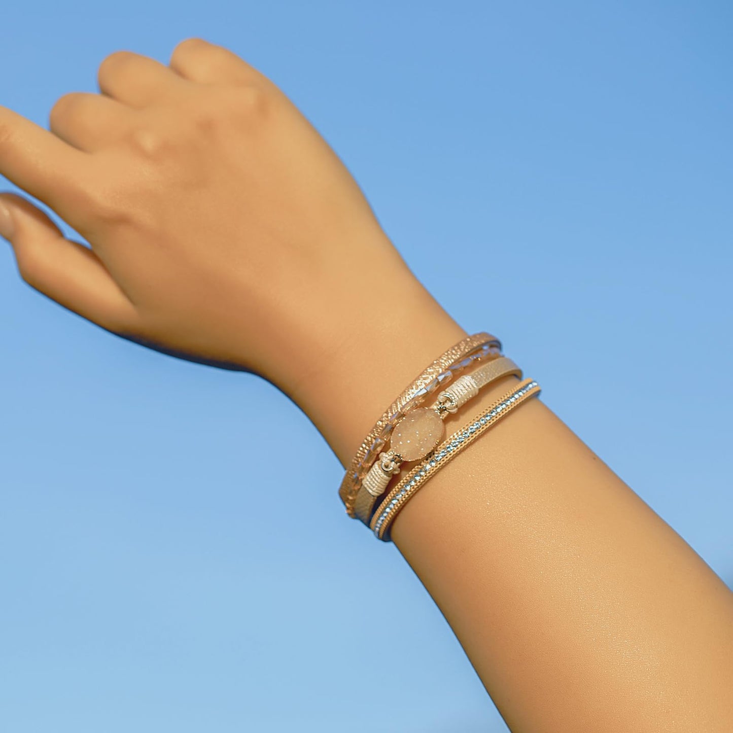 FANCY SHINY Boho Leather Wrap Bracelet Stackable Chunky Crystal Cuff Bracelets with Magnetic Clasp Cowboy Cowgirl Western Summer Beach Outfits Jewelry Gifts for Women (7.7", Gold)