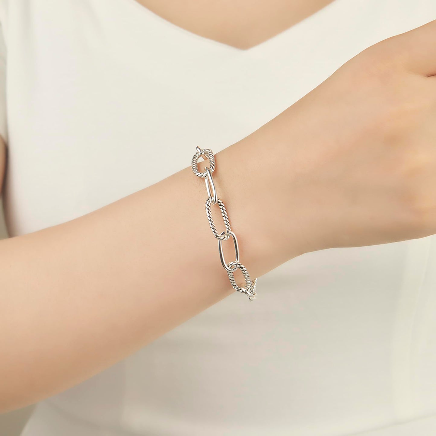 UNY JEWEL Slim Paperclip Link Bracelet Two Tone Twisted Cable Wire Chain Lightweight Designer Inspired Jewelry Gift for Women (Slim Paperclip Silver)