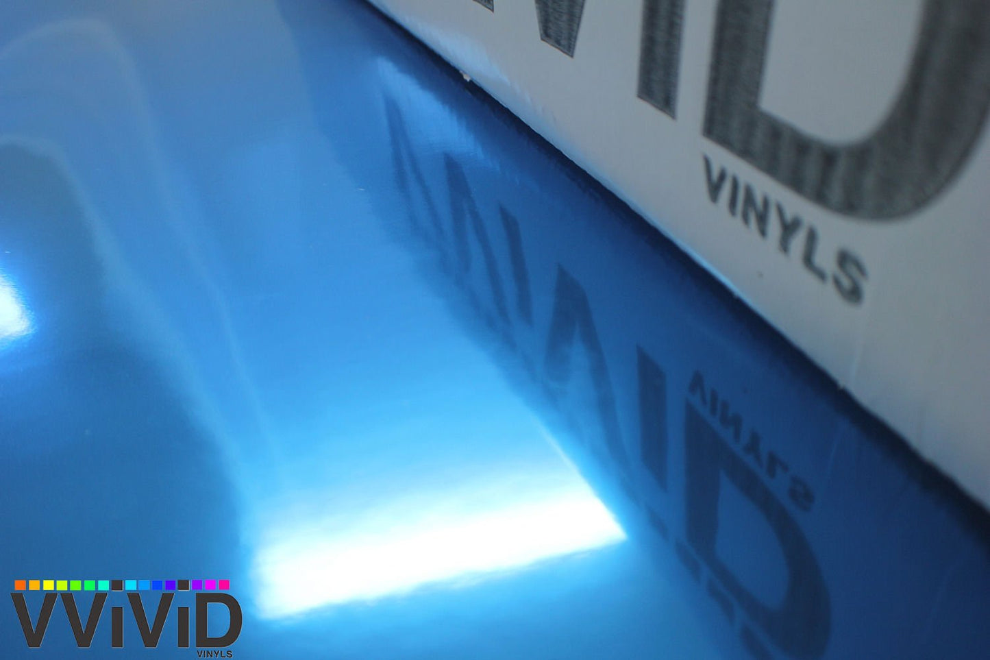 VViViD Blue Chrome Car Wrap Vinyl with Air-Free Channels (50ft x 5ft)