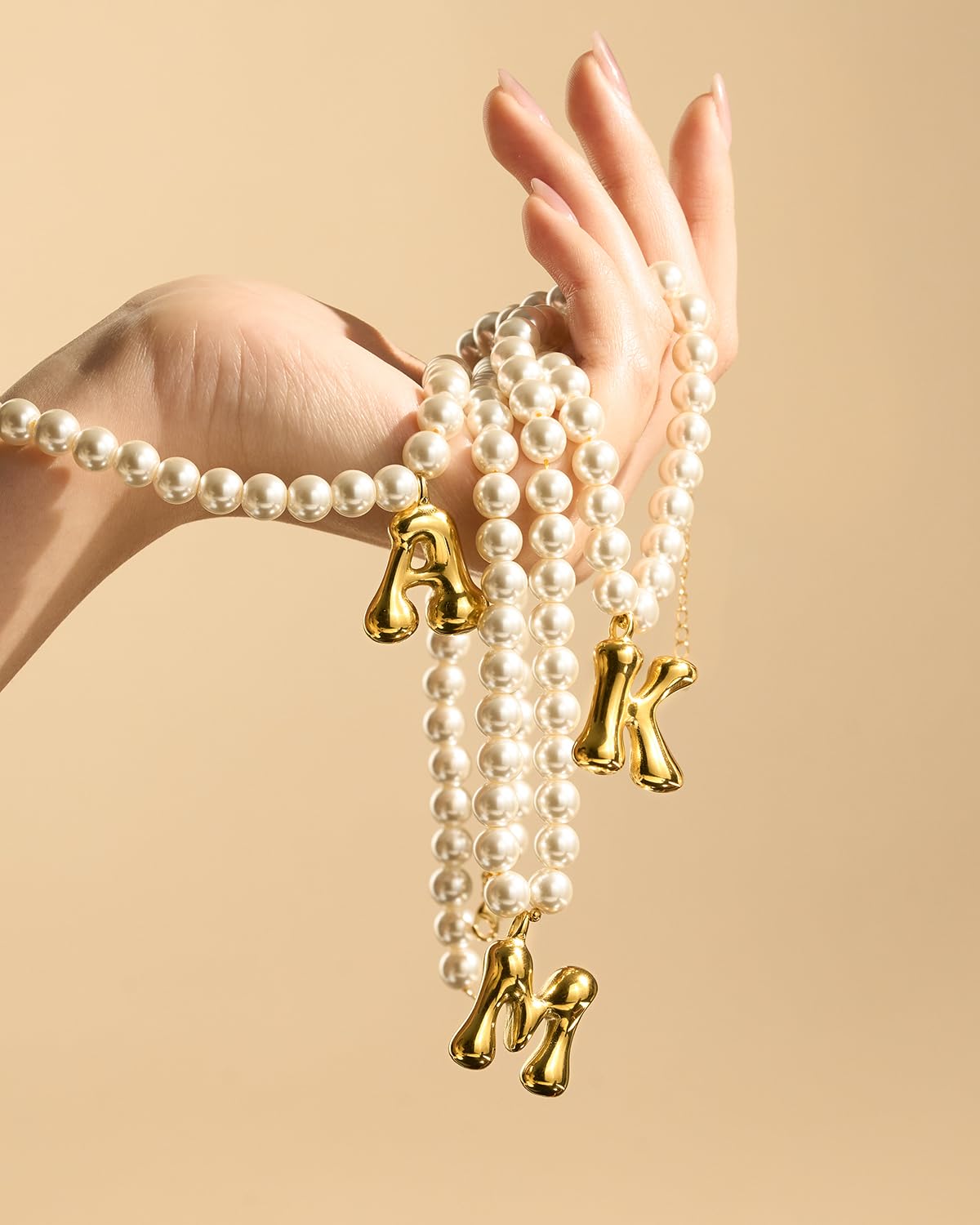 DoDoBeads Pearl Initial Necklace, 18K Gold Plated Stainless Steel Balloon Letter Pendant I, Non-Tarnish Waterproof Chunky Monogram Jewelry Gifts for Women Teens