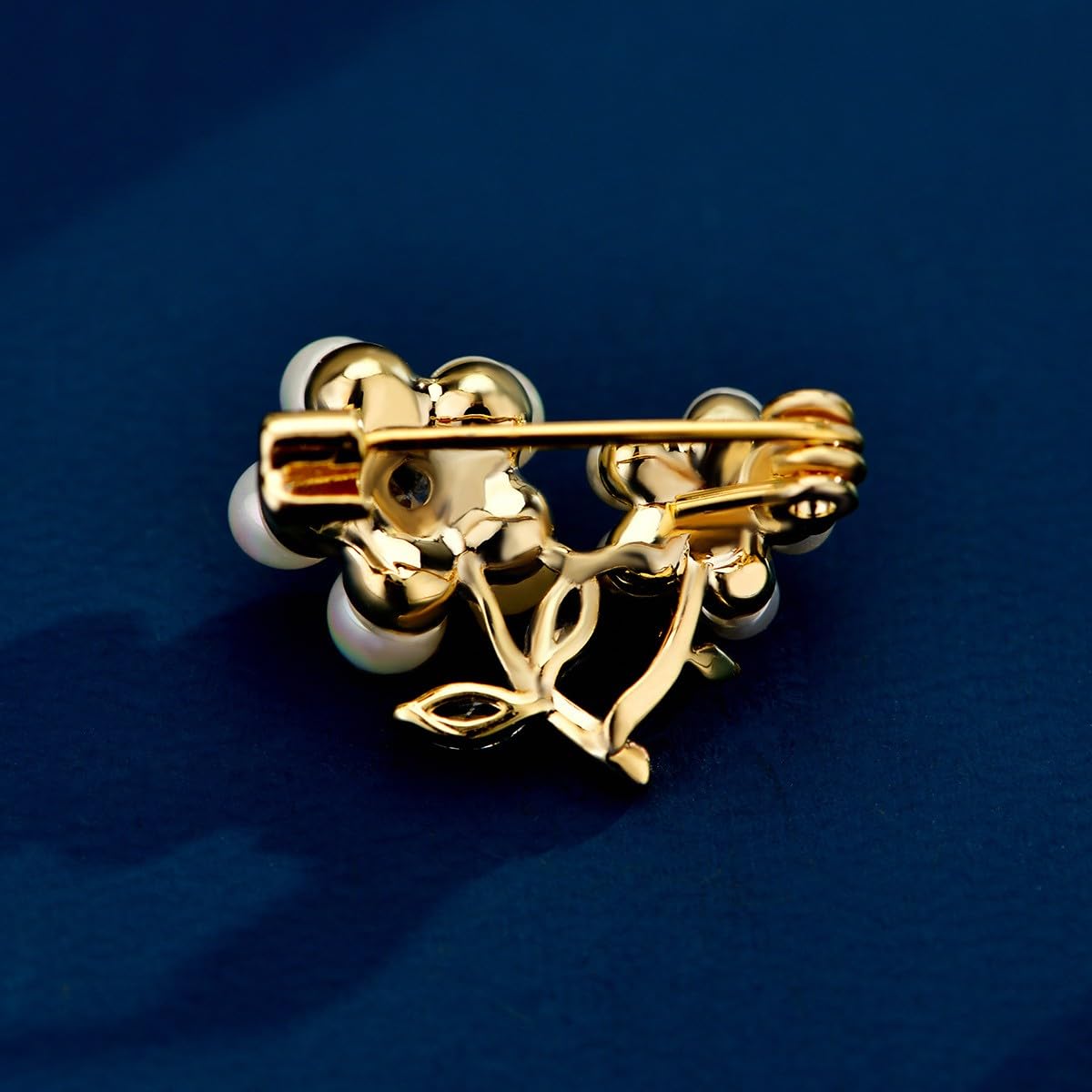 UNVAK Pearls Plum Blossom Brooches 18k Gold-plated Plum Brooch Pin Flowers Lapel Pin Jewelry Mother's Day Gift for Women Girls
