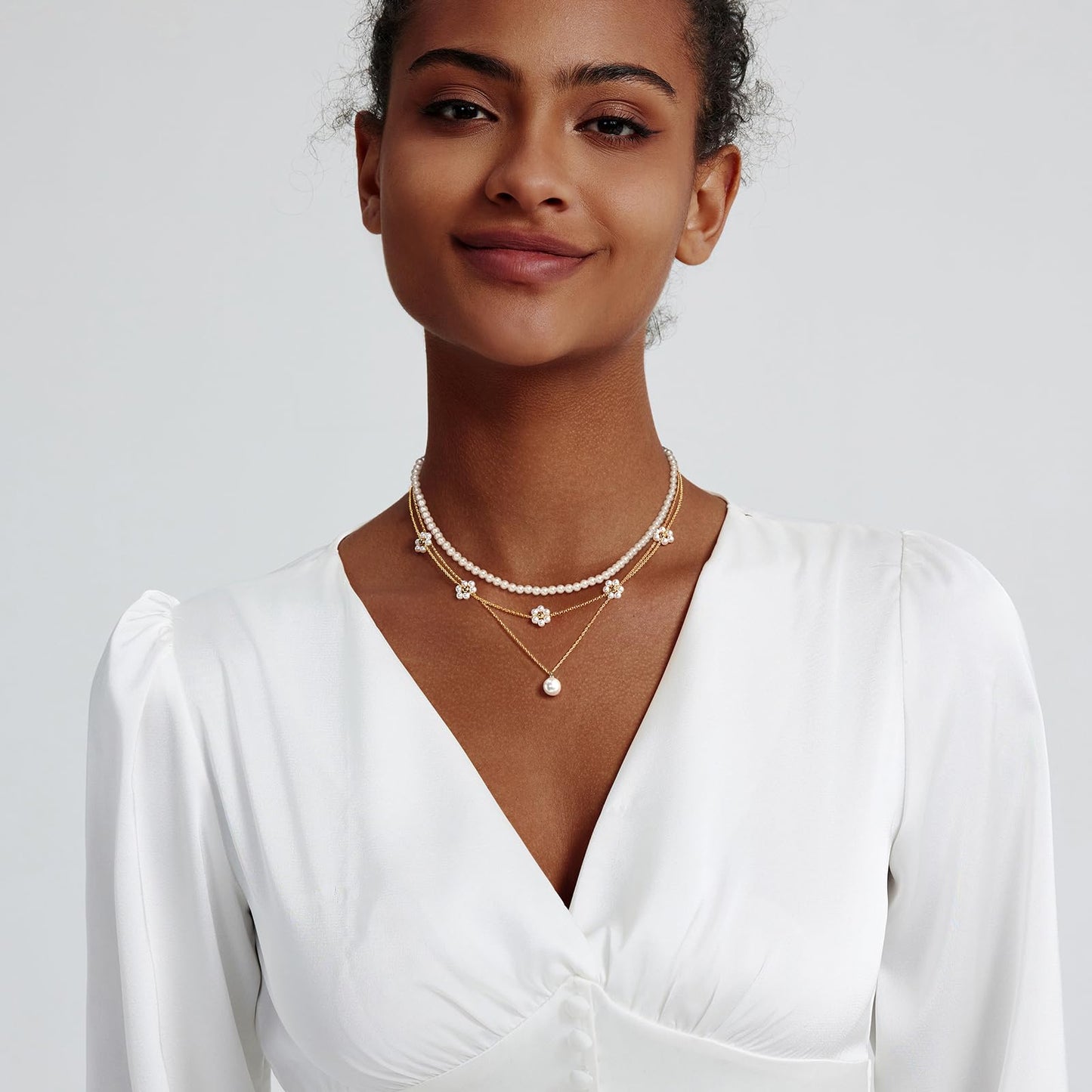 Zeffy Gold Daisy Pearl Necklaces for Women Gold Dainty Layered Single Pearl Choker Trendy Cute Silver Necklace Stack Wedding Jewelry Sets for Women Bridesmaid Gifts
