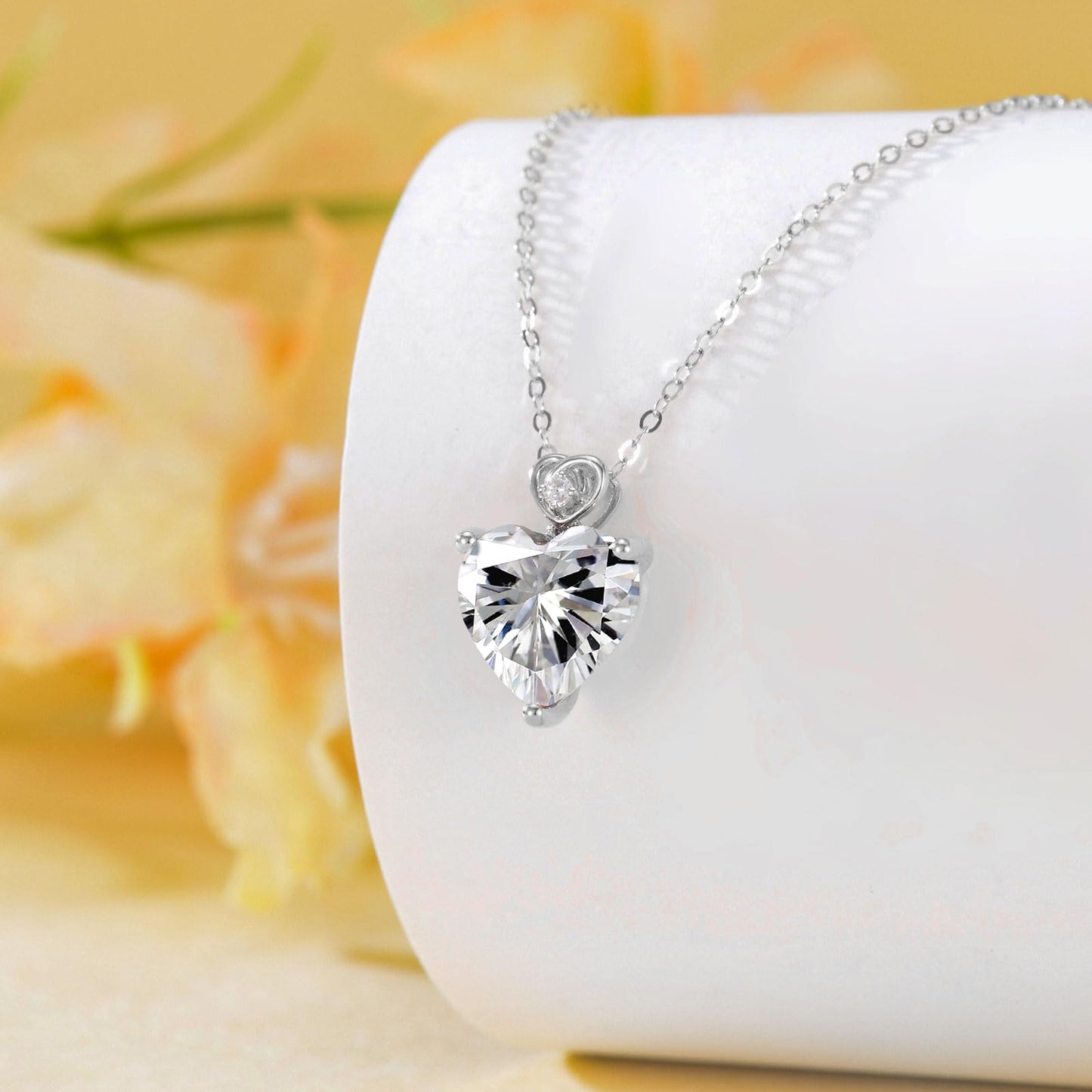 NFYBD 14k White Gold Love Heart Simulated diamonds Birthstone Pendant Necklace for Women 3 Carat Heart-cut Created Gemstone Anniversary Birthday Mother's Day Necklaces for Her-April