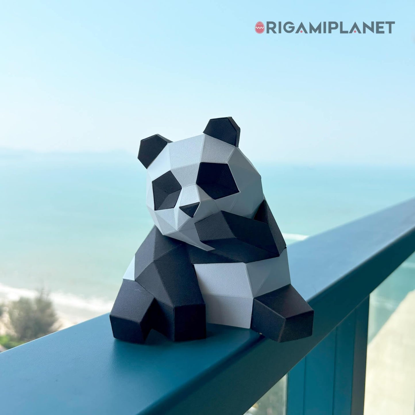 ORIGAMIPLANET 3D Panda Fanfan Origami Paper Craft Kit, Fun DIY Pre-Cut 3D Paper Art Model for Teens & Adults, Easy Handmade Animal Figurine Sculpture Gift Set for Bookshelf Decoration