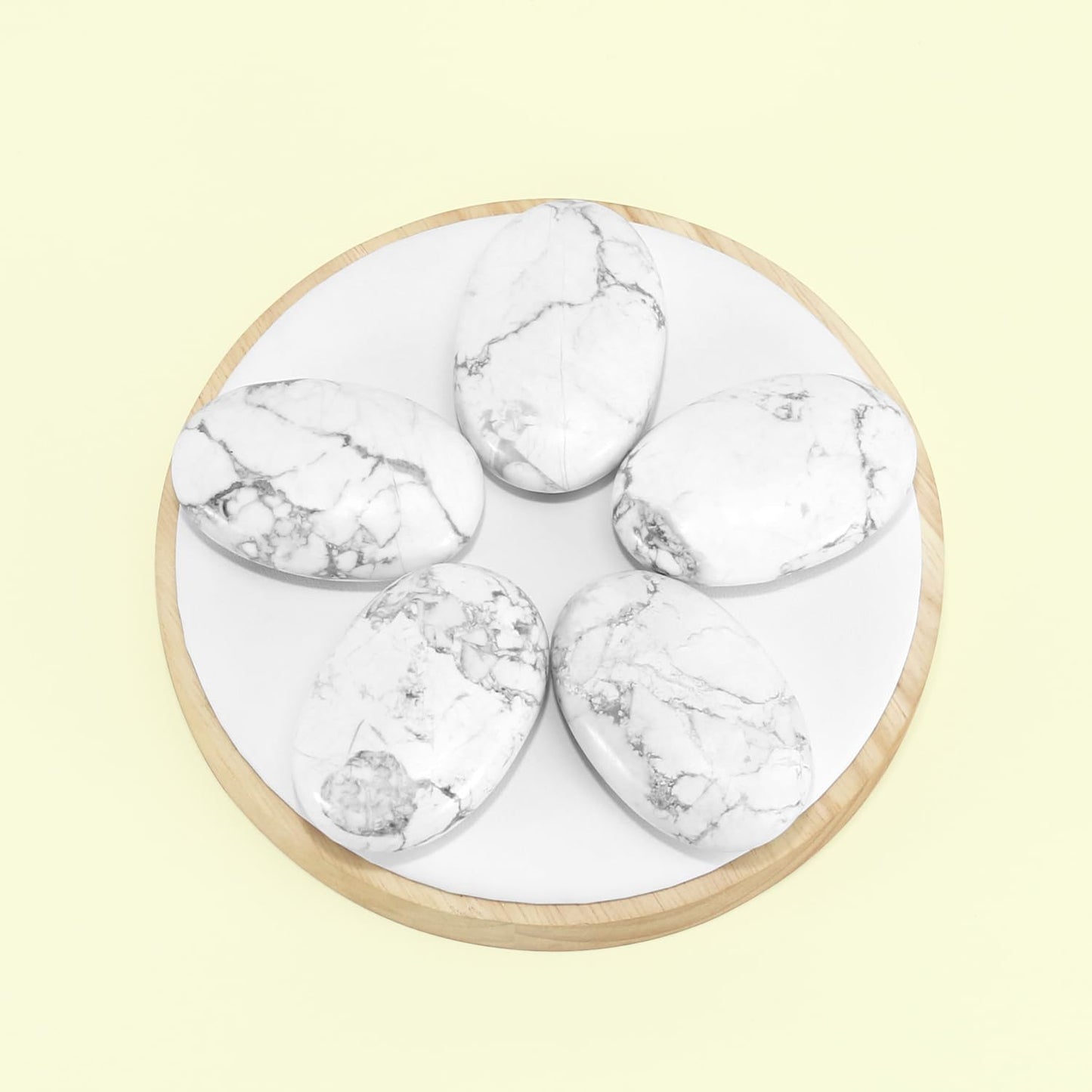 Nvzi White Turquoise Crystal Palm Stone, Worry Stones, Crystals and Healing Stones, Polished Rocks, Natural Gemstones, Chakra Stones for Healing Crystals Daily Use