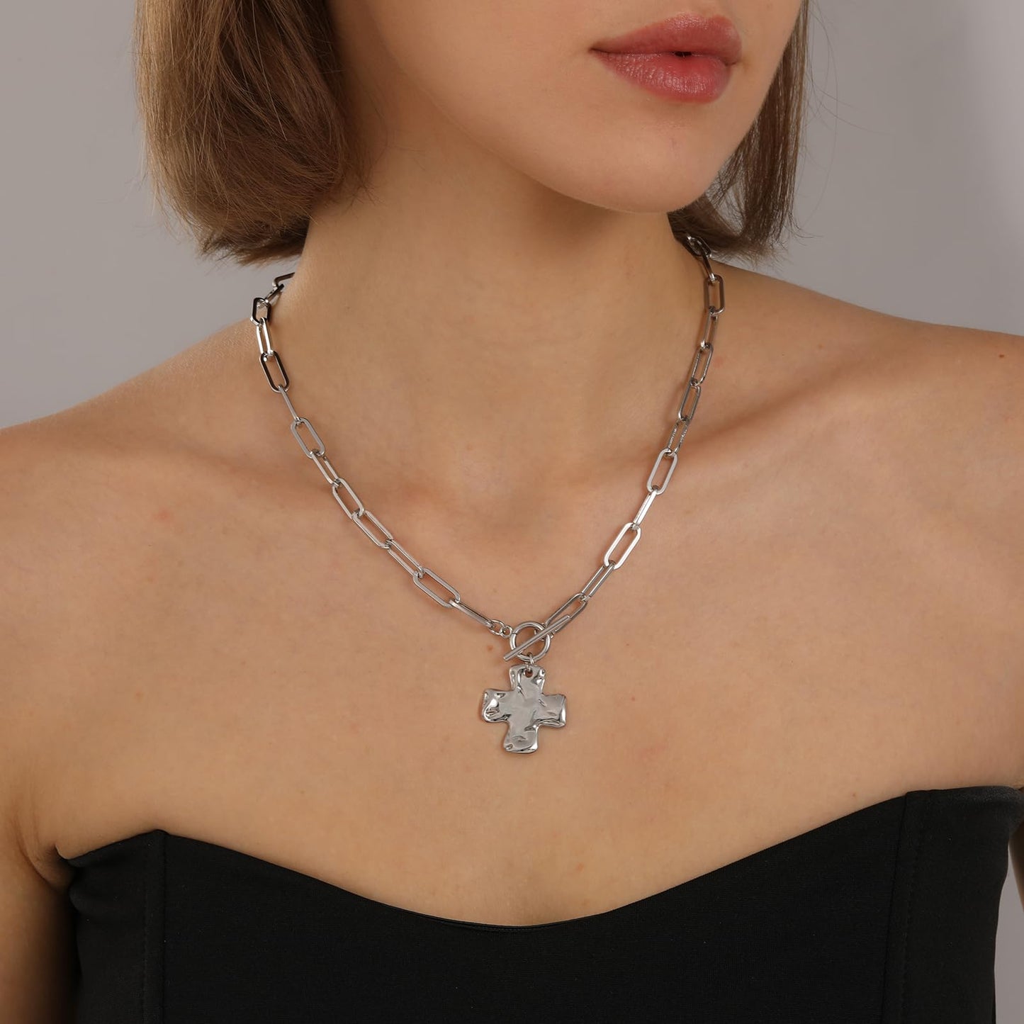 Bheop Chunky Cross Necklace for Women Trendy Silver Plated Statement Cross Pendant Charm Necklace Toggle Clasp Long Big Paperclip Faith Chain Costume Jewelry Gift Non Tarnish 2.5CM
