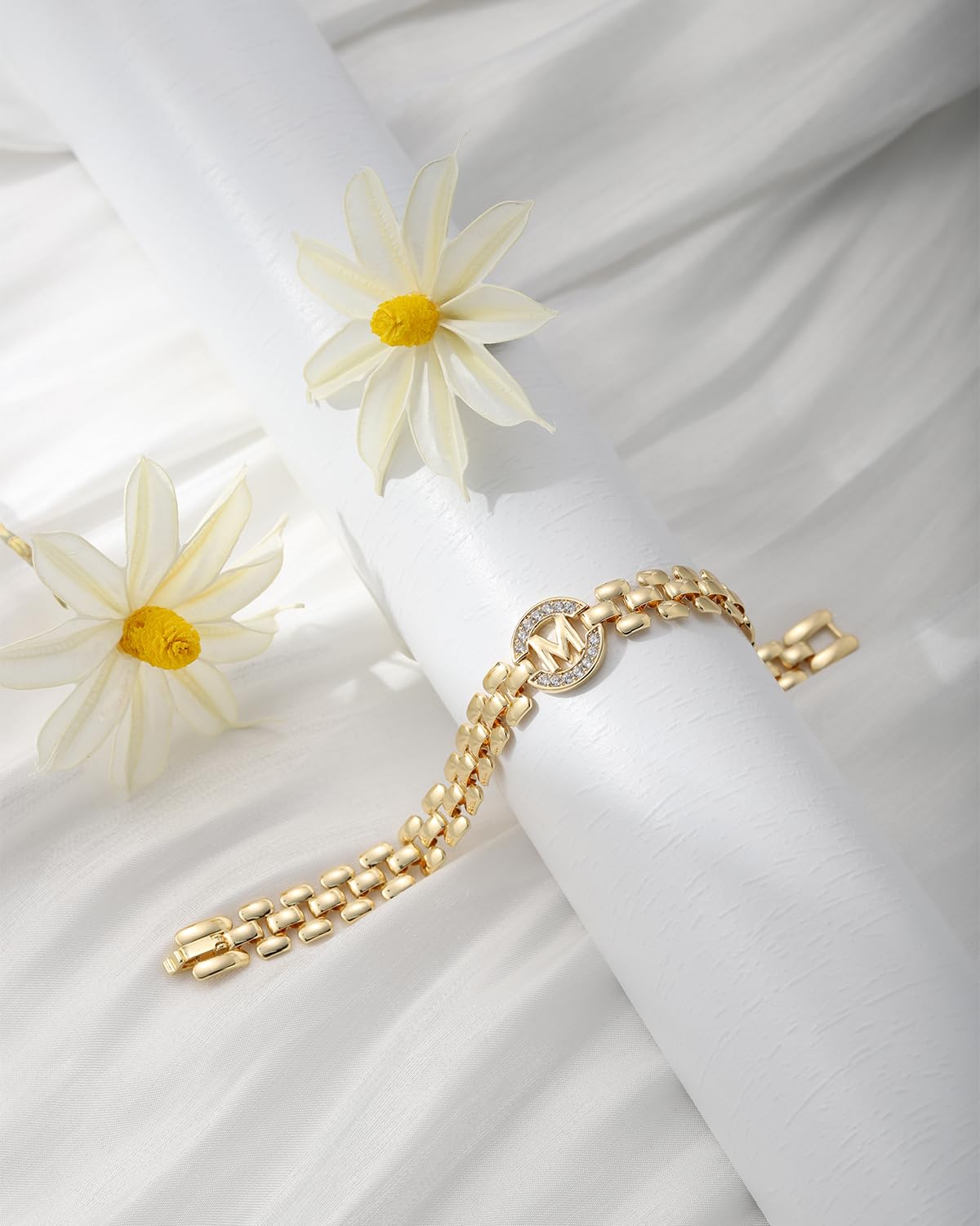 WEDDINEN Initial Bracelet,14K Gold Plated Letter Bracelets for Women, Thick Bangle Wrist Gold Alphabet Bracelet for Women, Christmas Gifts for Women Jewelry Initial W Charm Chain